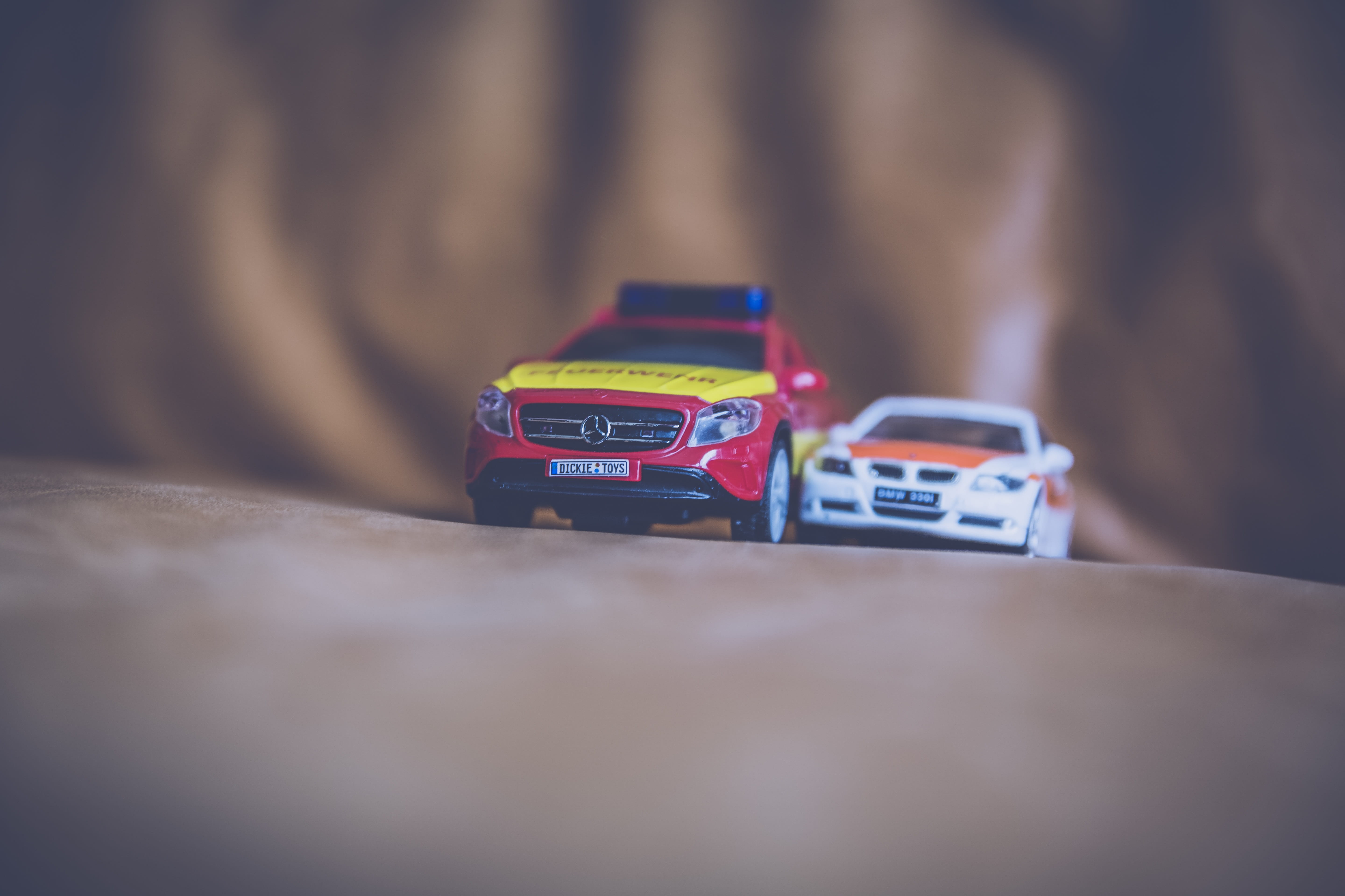 children, blue light, midsection, selective focus, 5K, text, vehicle, communication, day, plastic, fire, indoors, doctor on call, absence, wood - material, HD Wallpaper
