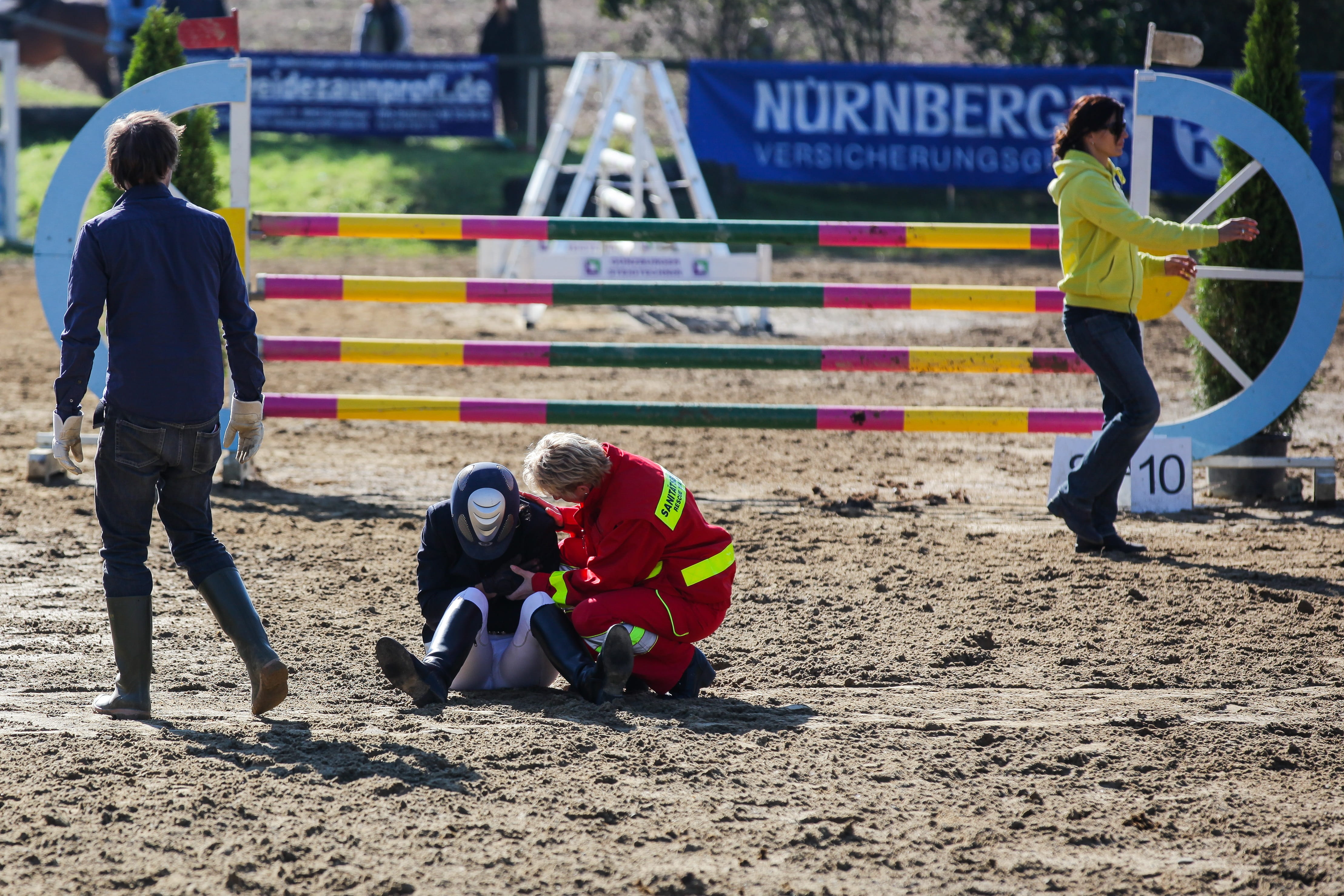 Sport, first aid, safety, help, helper, women, clothing, Accident, child, adult, On Call, playing, tournament, risk, nature, full length, group of people, HD Wallpaper