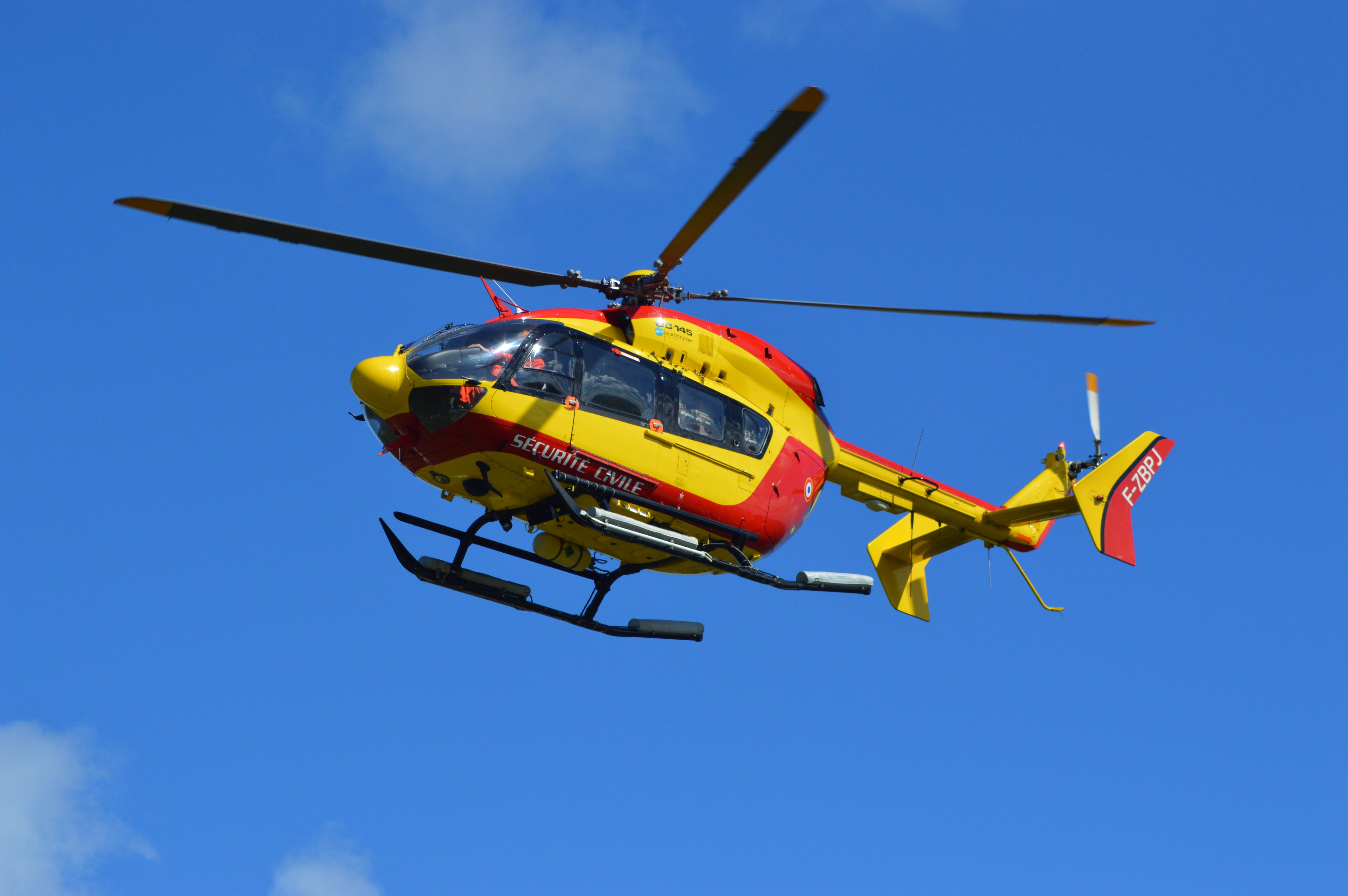 clear sky, air, airport, landing, rotor, relief, fly, helicopter, 5K, day, mid-air, leaving, air vehicle, outdoors, private airplane, dragon, airplane, HD Wallpaper