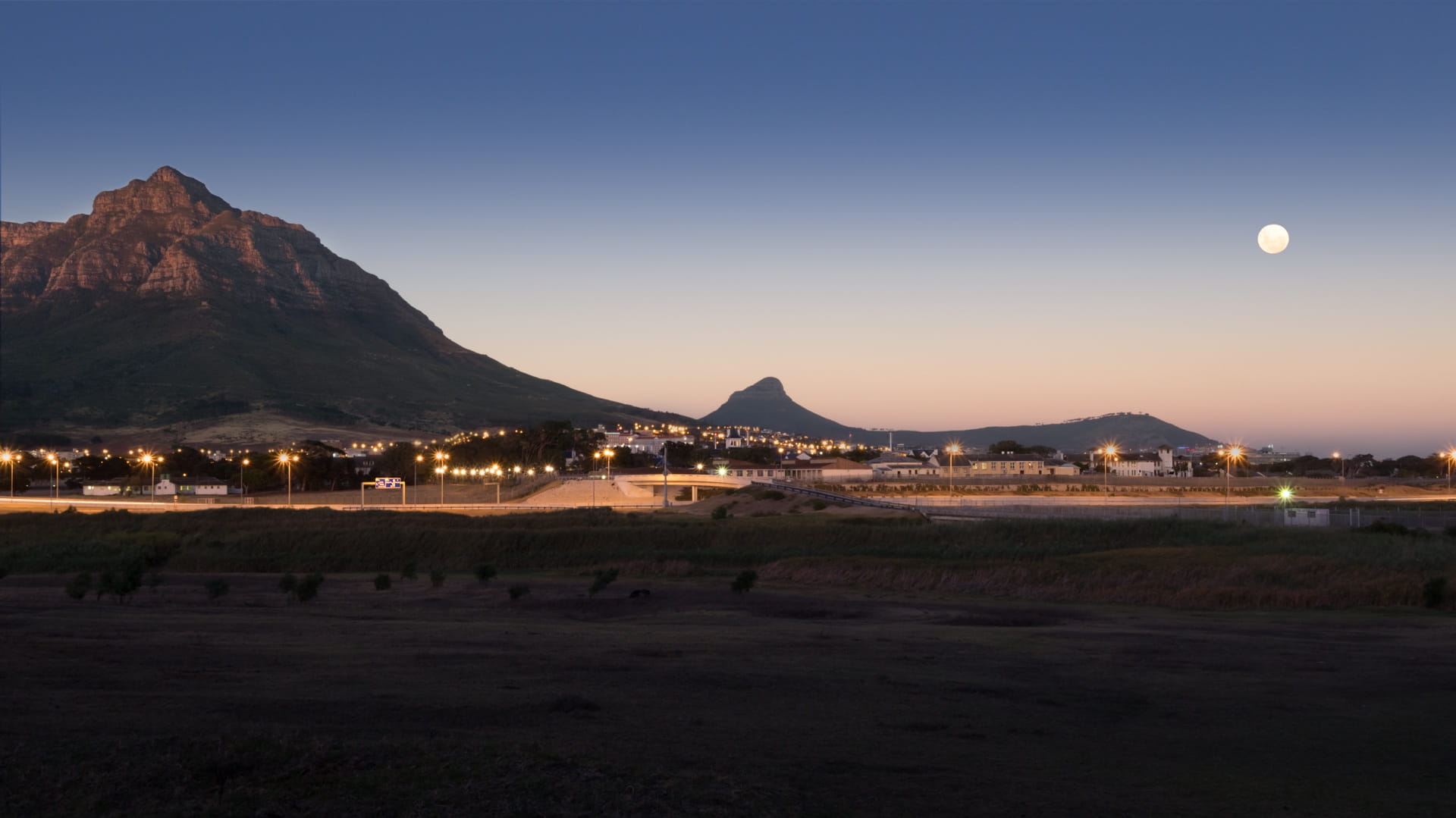 sunrise, scenics - nature, cape town, city, no people, full moon, moon, blue hour, travel destinations, outdoors, devils peak, dawn, super blue blood moon, HD Wallpaper