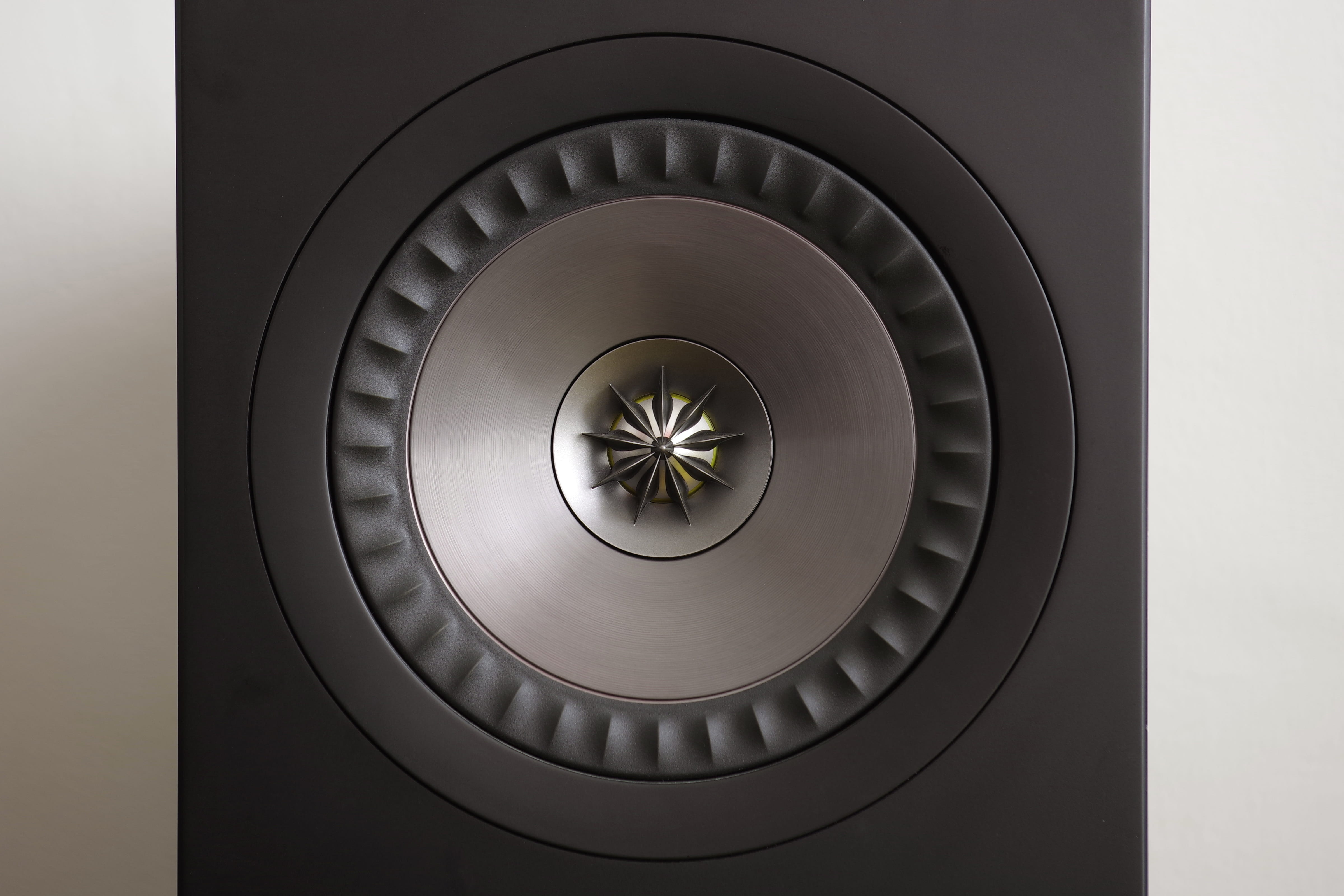 level, 4K, directly below, geometric shape, no people, shape, sound, music, air vehicle, modern, electricity, built structure, volume, equipment, studio, HD Wallpaper