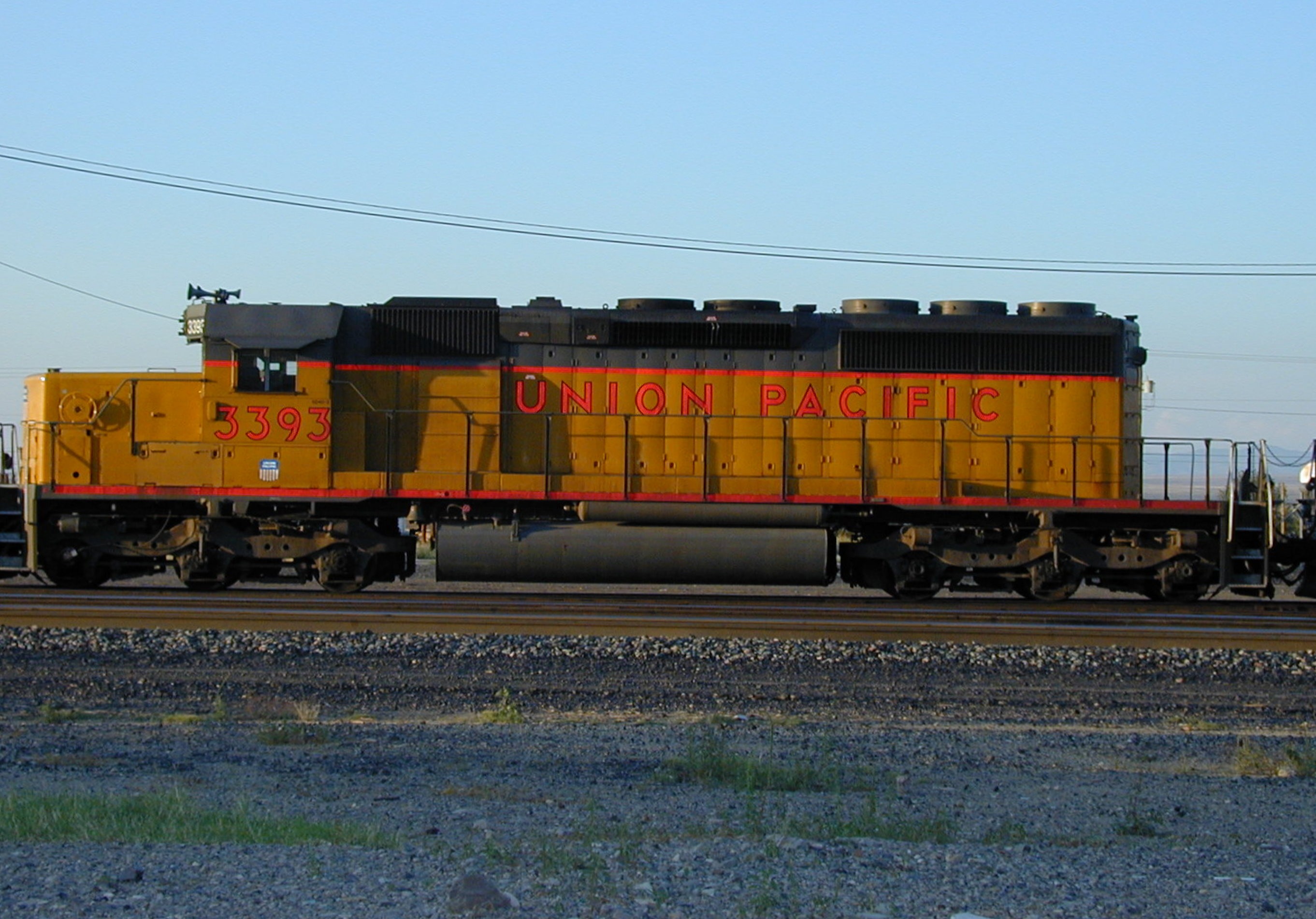 freight transportation, cable, sky, motion, freight train, business, train - vehicle, 2K, railroad car, no people, outdoors, mode of transportation, nature, HD Wallpaper