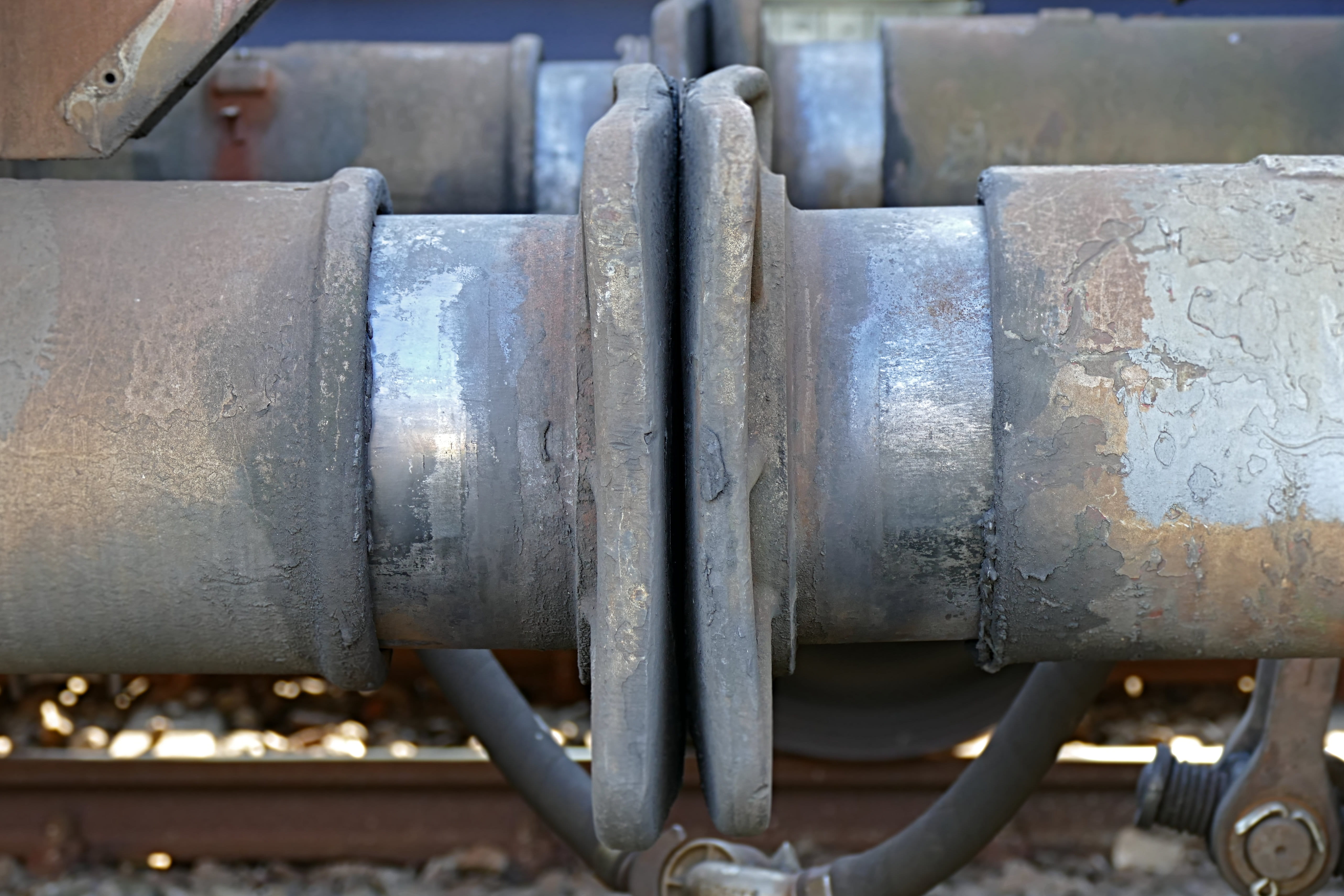 clutch, rail transportation, close-up, metal, machinery, outdoors, machine part, transportation, 5K, sunlight, locomotive, goods wagons, old, traffic, HD Wallpaper