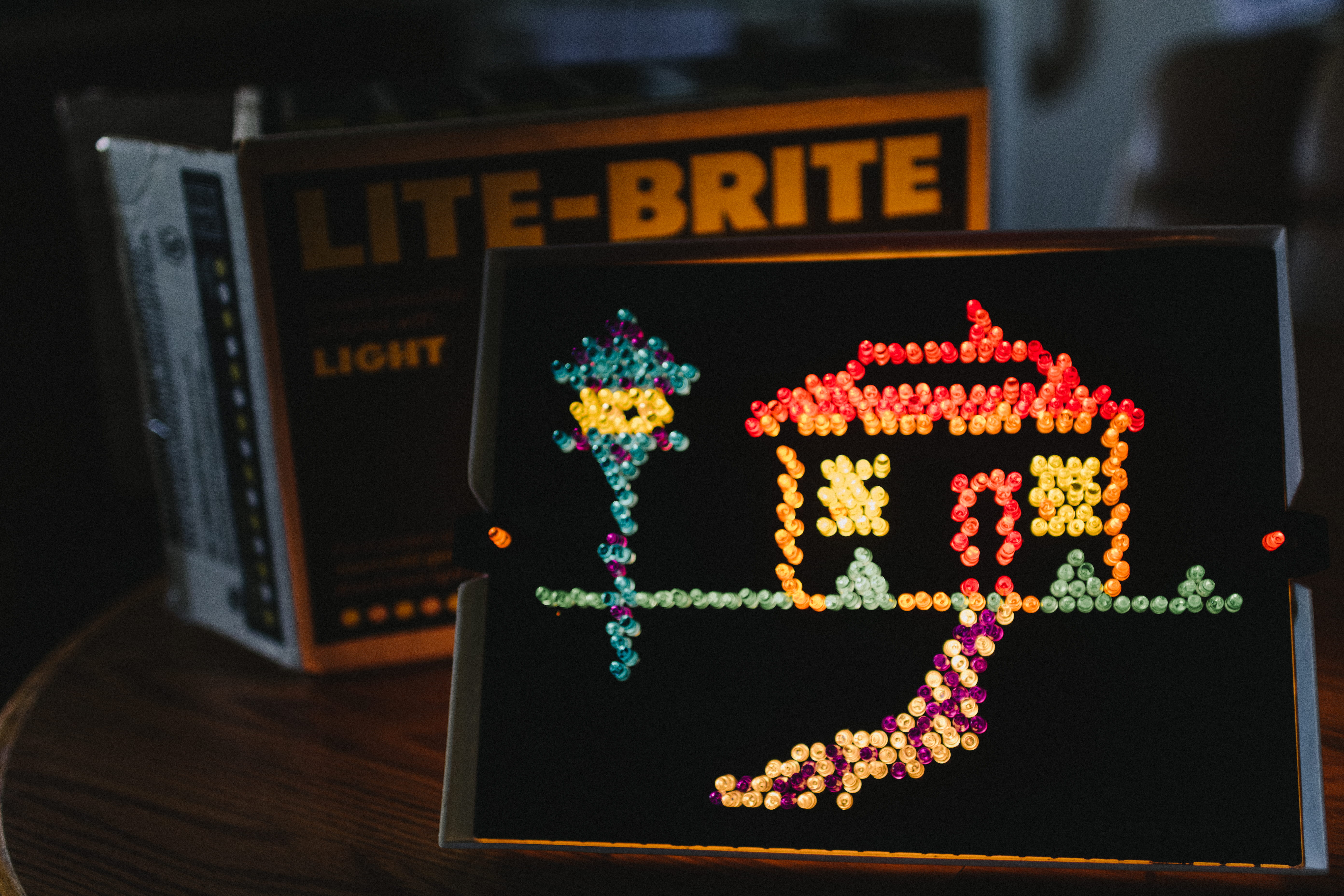vintage, box, wood - material, illuminated, 5K, ornament, brite, accessories, food, original, close-up, frame, bead, technology, sign, pegs, toy, jewelry, HD Wallpaper