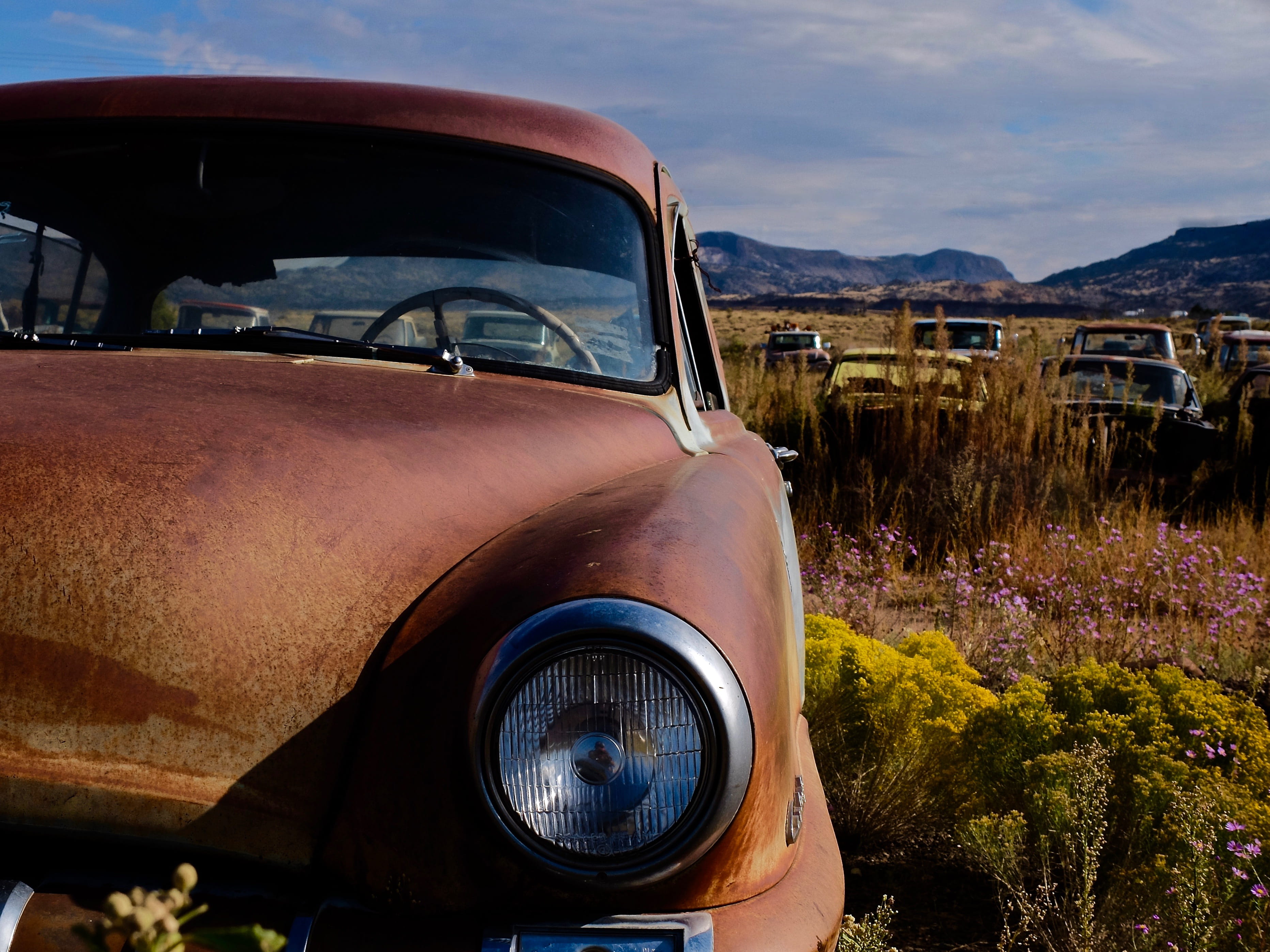 abandoned, sky, united states, land vehicle, cimetery, damaged, old, obsolete, decline, usa, antique, transportation, nature, vintage, rusty, metal, no people, HD Wallpaper