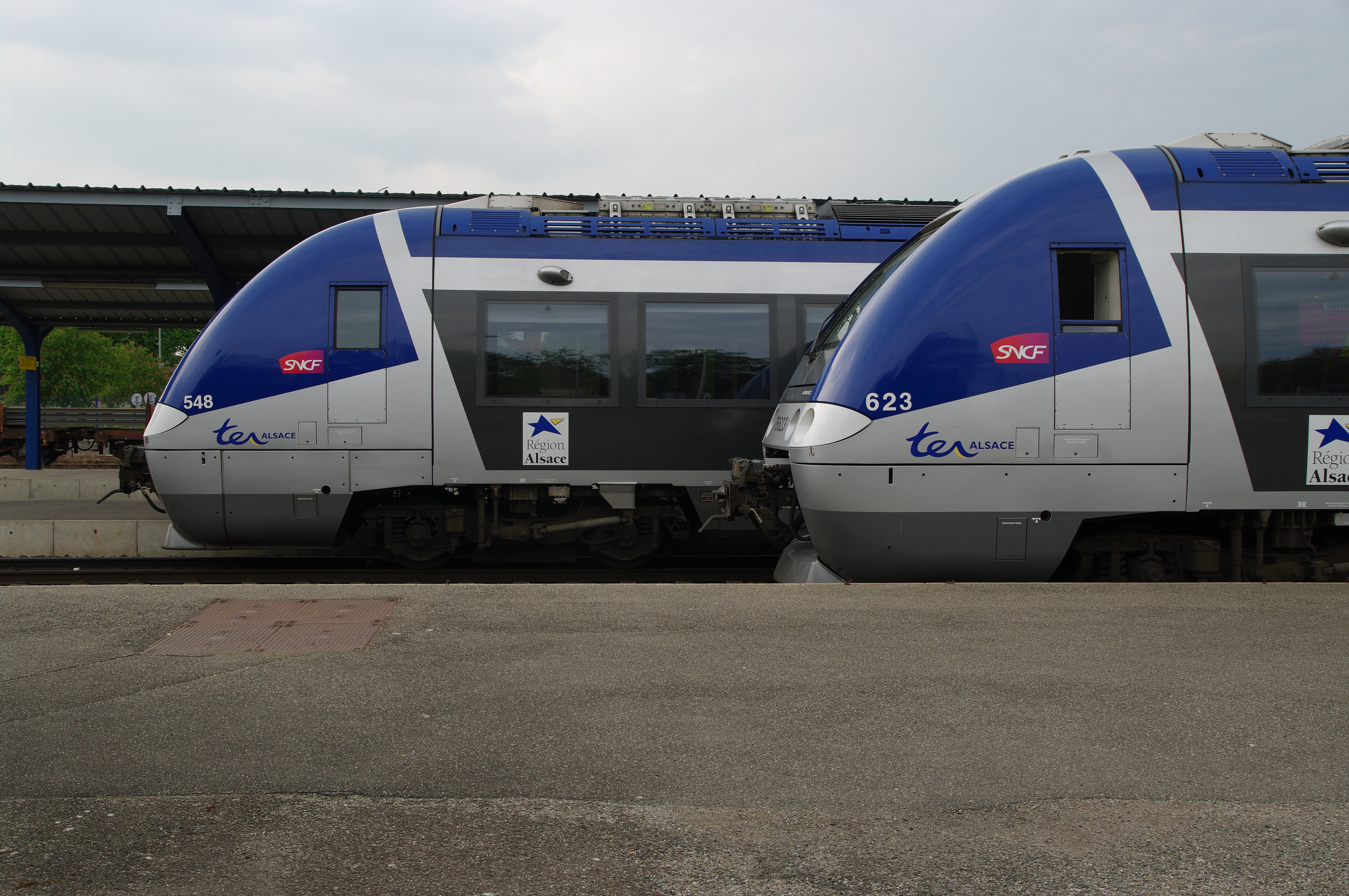 blue, station, transportation, wharf, airport, line, is, sncf, train, architecture, public transportation, alsace, sky, stationary, no people, railway platform, HD Wallpaper