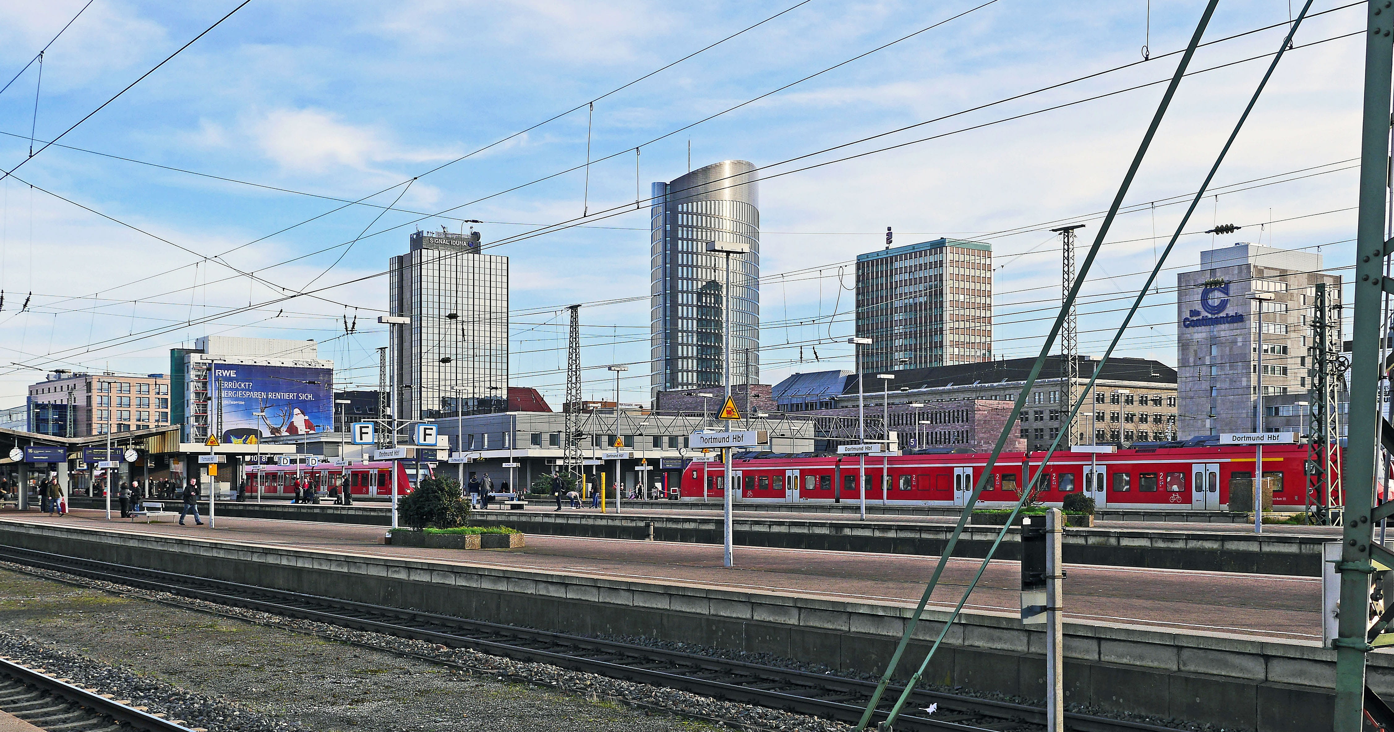 train - vehicle, electricity, cityscape, railroad track, outdoors, remote tracks, built structure, transportation, s-bahn-terminal, power supply, track climb, HD Wallpaper