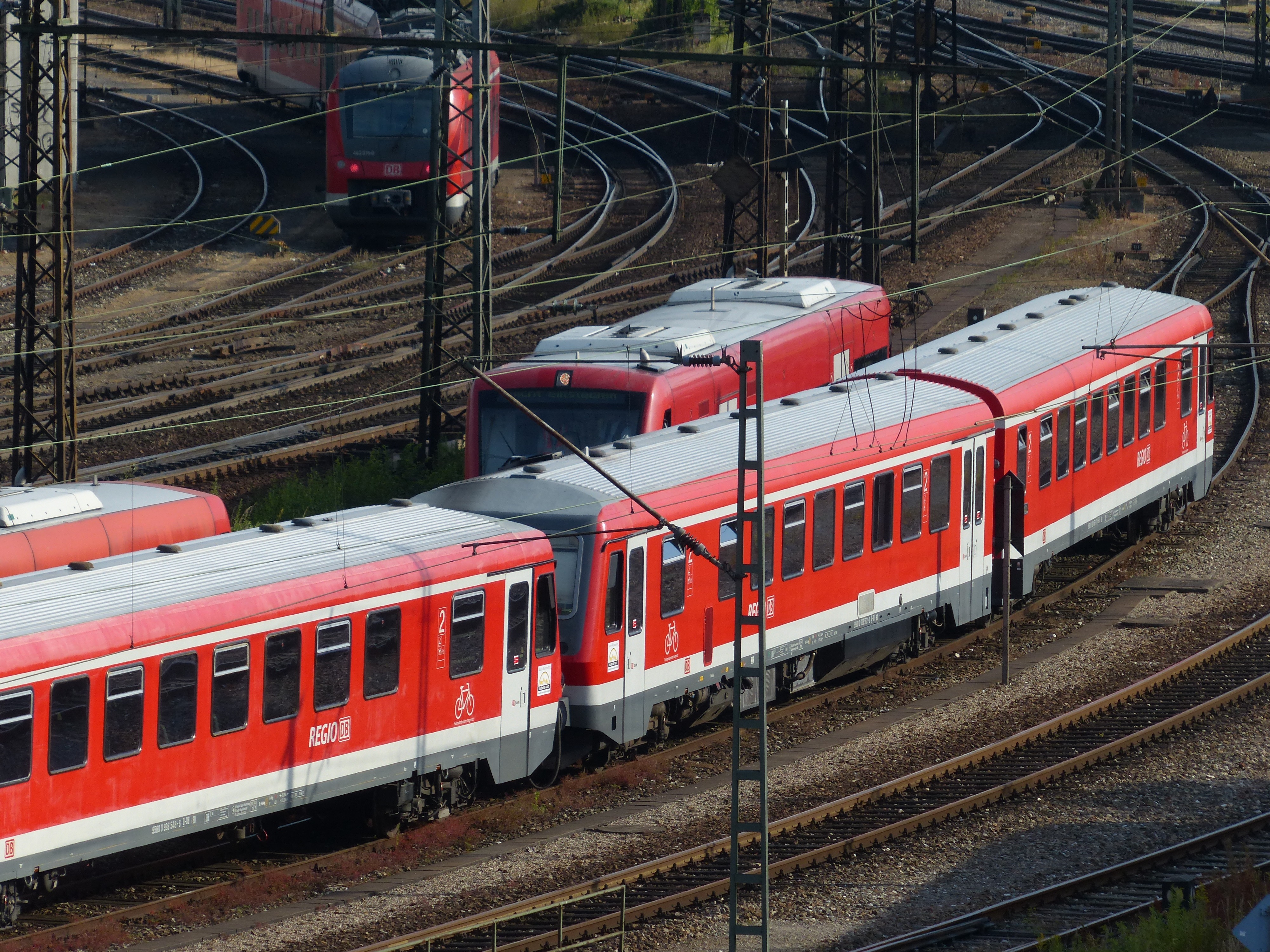shunting yard, wagons, red, rail traffic, train car, 4K, railway, electric locomotive, movement, day, station, outdoors, loco, seemed, power supply, transportation, HD Wallpaper