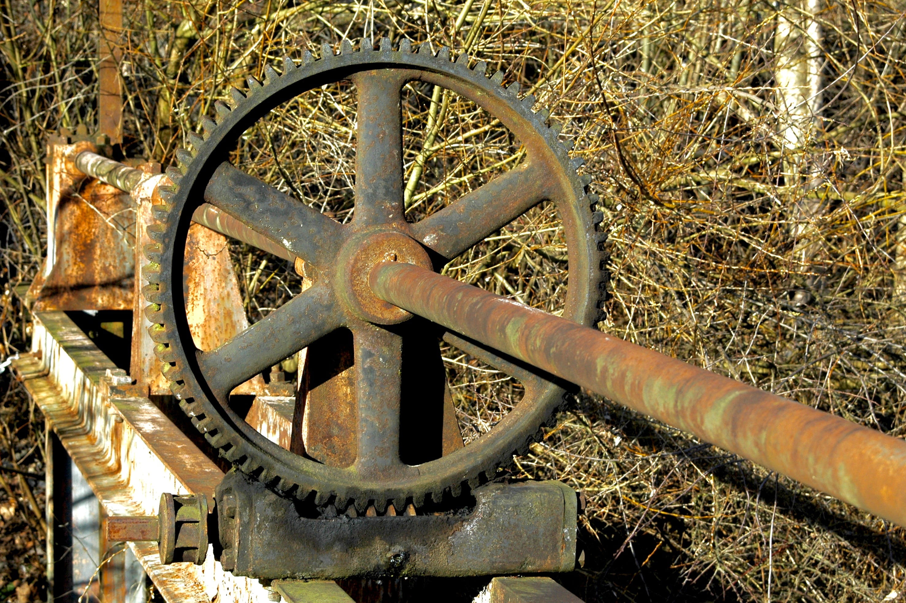old, day, metal, Stainless, machine part, rust, machinery, circle, no people, steel, Iron, shape, Wheel, abandoned, Gear, machine valve, age, Signal Box, HD Wallpaper