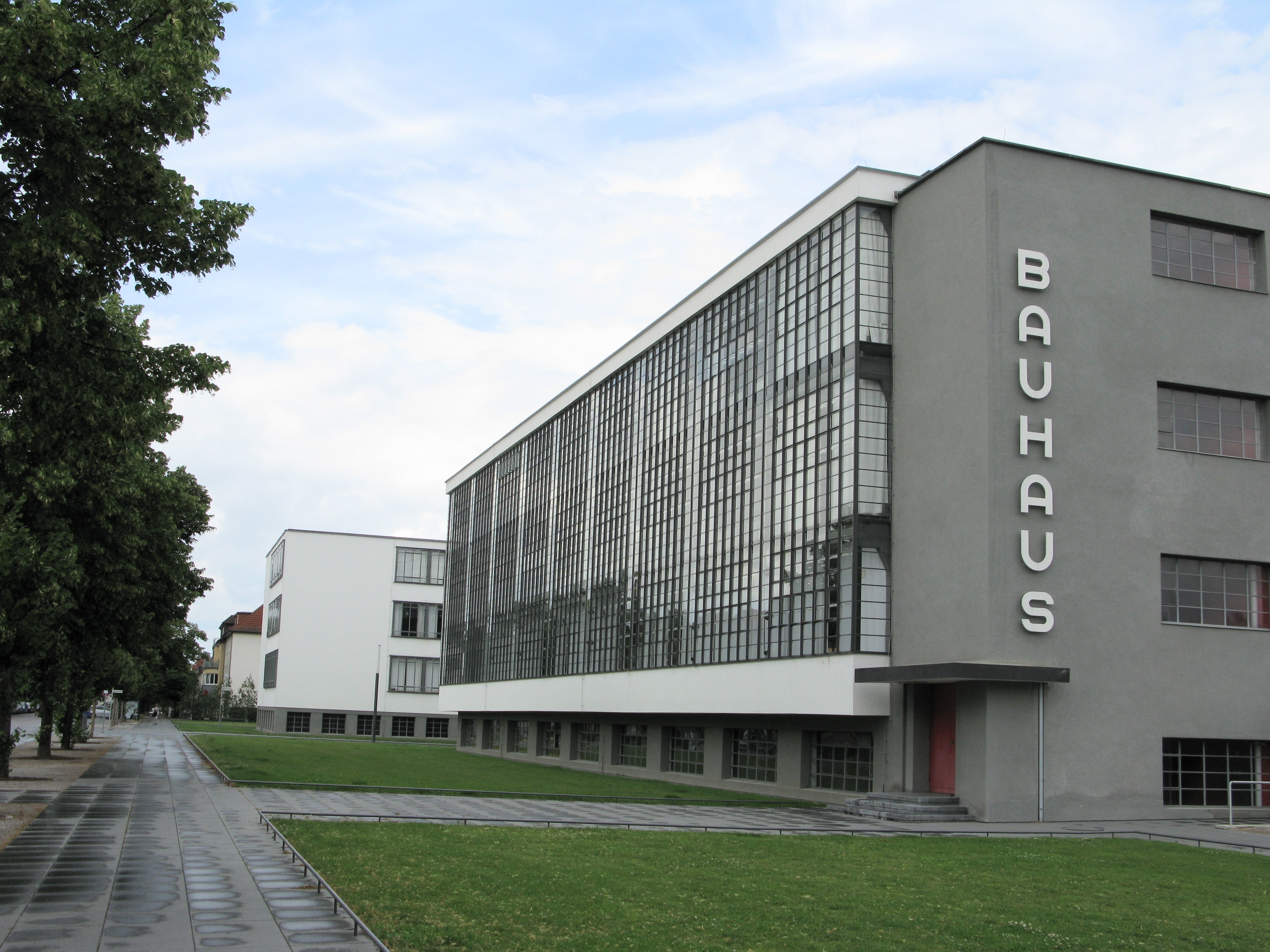 school, footpath, bauhaus, sky, college, communication, outdoors, dessau, building exterior, historic preservation, residential district, world heritage, HD Wallpaper