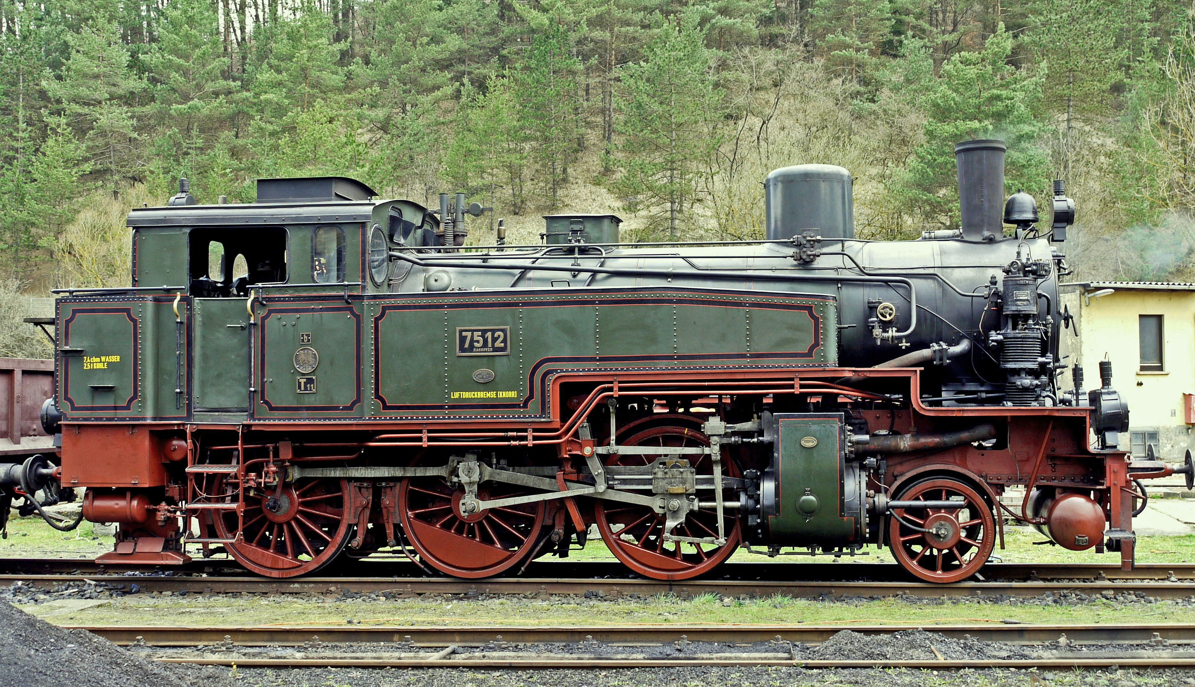 green, operational, Prussian, bahnbetriebswerk, steam train, railway, day, no people, plan steam, yellow, outdoors, train - vehicle, trees, Steam Locomotive, HD Wallpaper