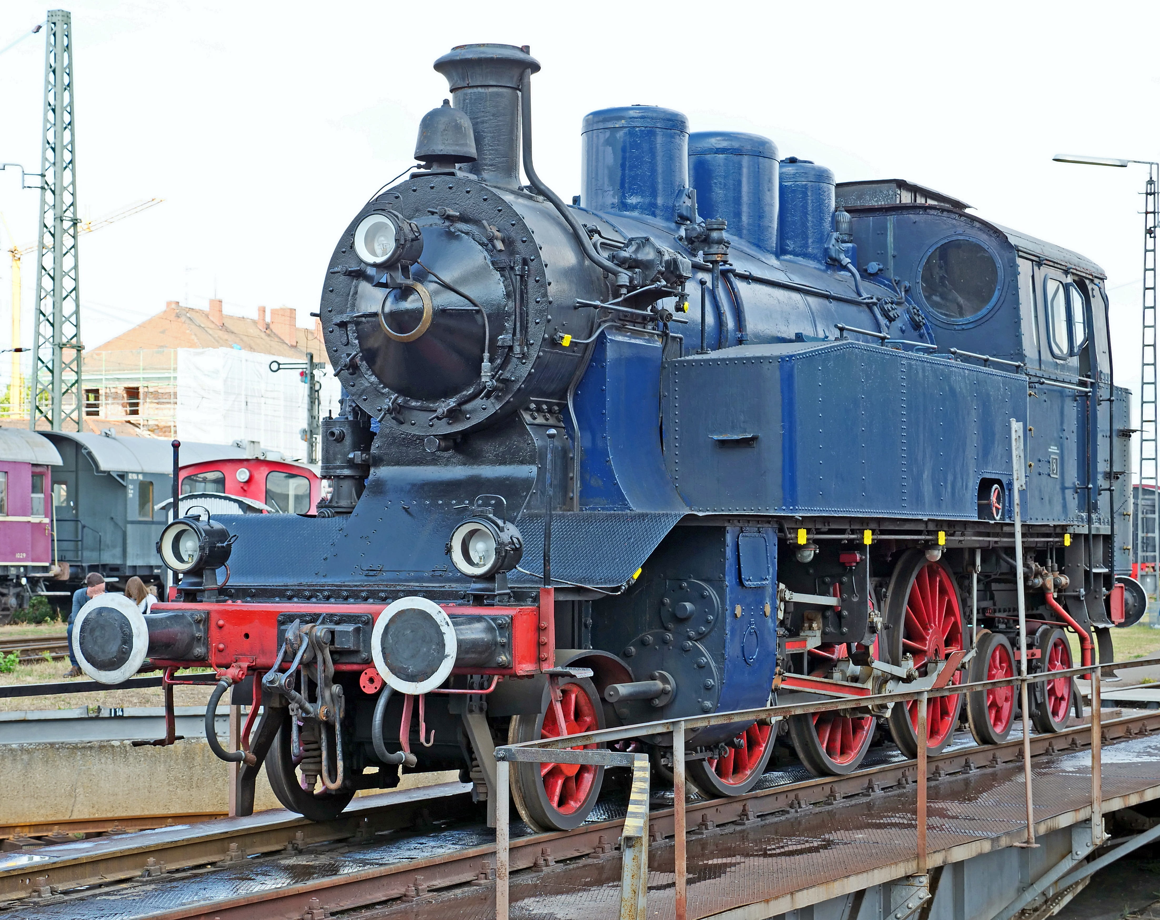 day, locomotive 8, public transportation, hub, personenzuglok, steam locomotive, metal, travel, land vehicle, shunting yard, museum, railroad track, mode of transportation, HD Wallpaper