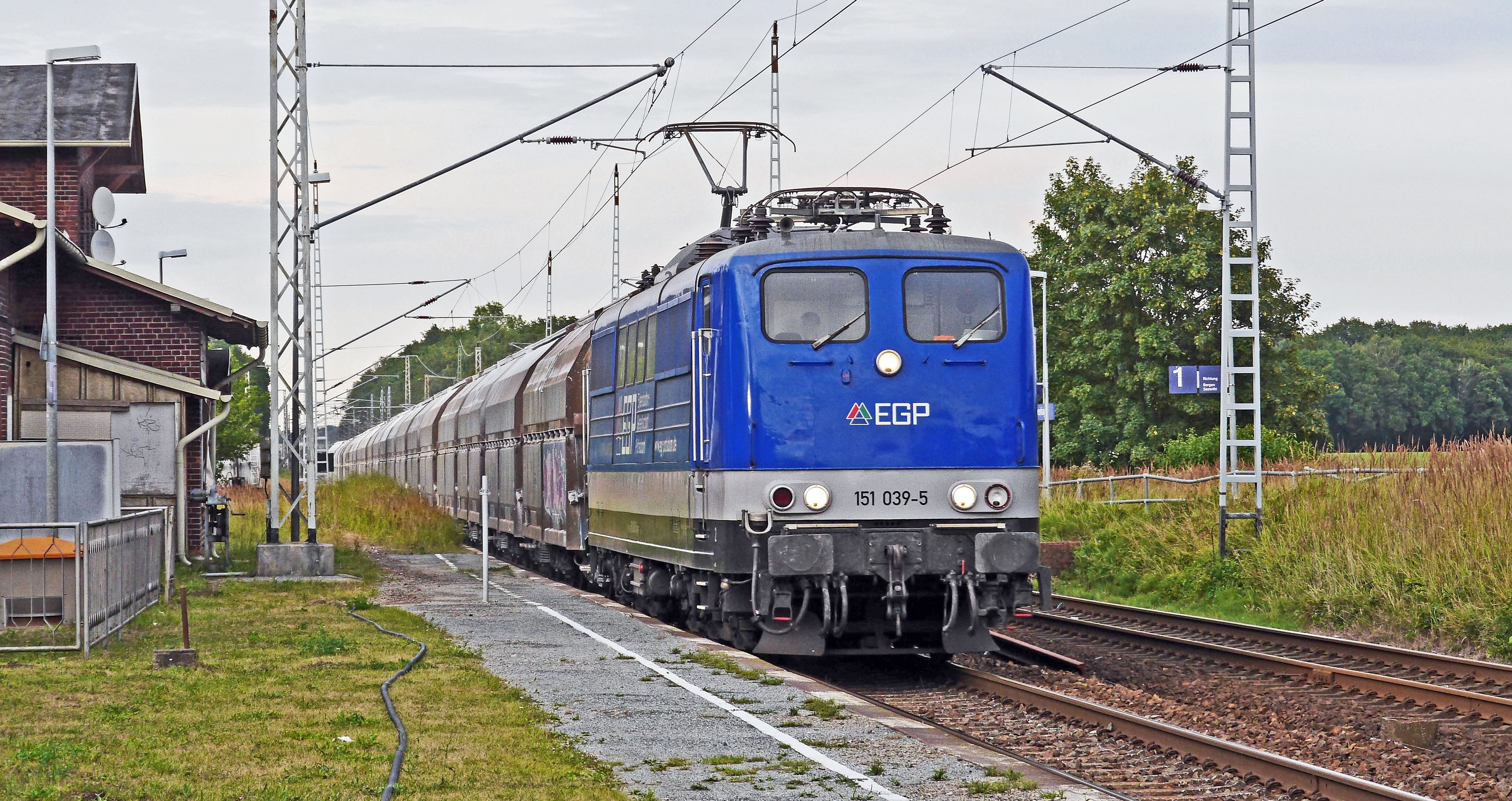 six-axial, platform, double track, transportation, gleise, train - vehicle, travel, großraum dare, bulk, electric locomotive, sky, rügen, railway station, HD Wallpaper