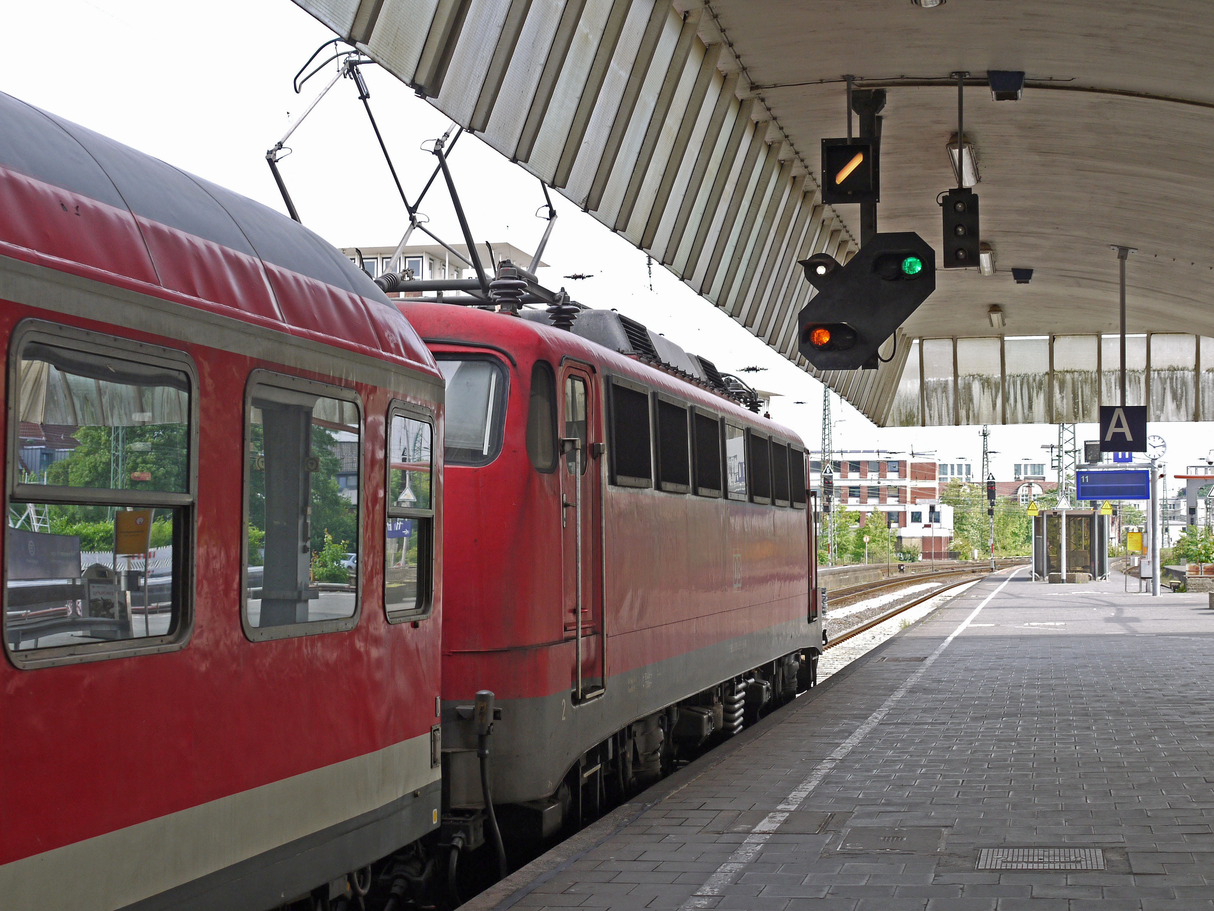 railroad station platform, central station, e 10, train - vehicle, platform, journey, train, münster, transportation, br110, departure, railway, canopy, HD Wallpaper