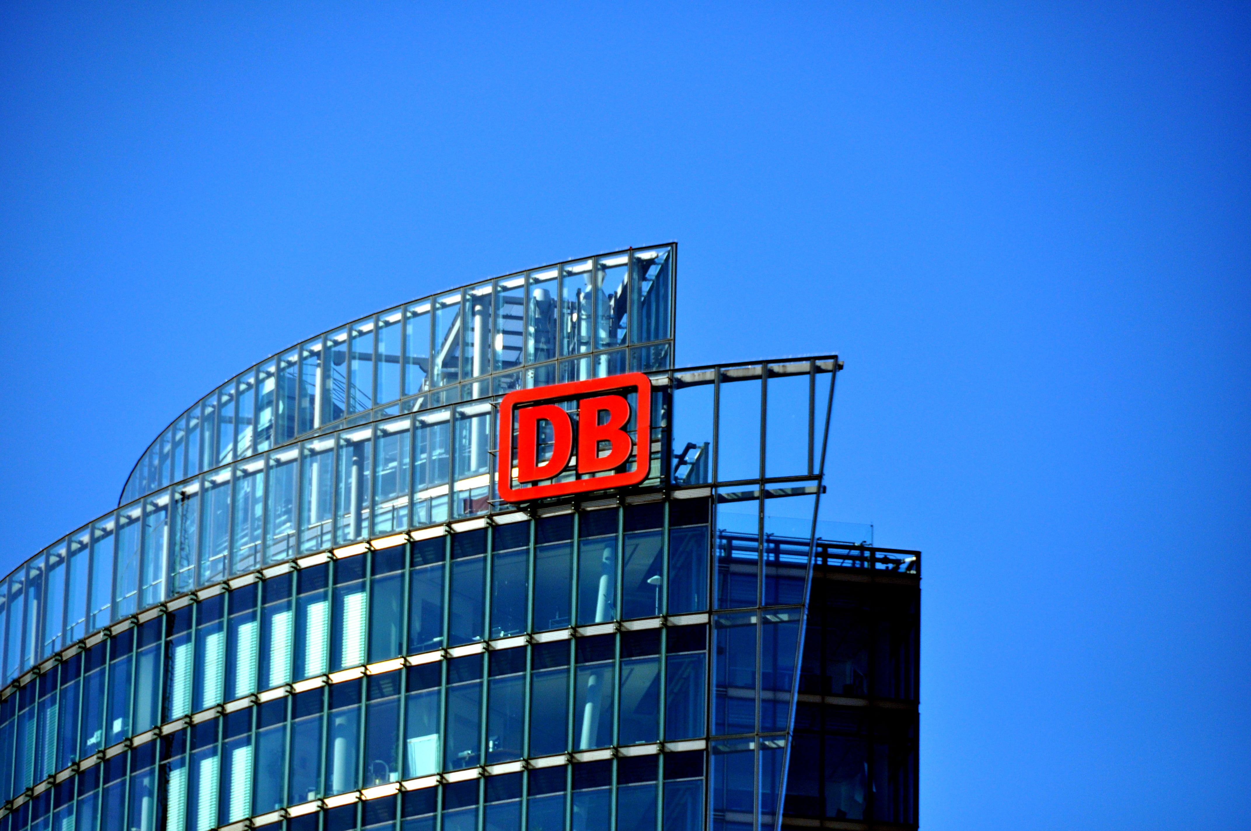 sign, western script, logo, hospital, emblem, nature, city, text, outdoors, low angle view, communication, home, 4K, red, clear sky, blue, no people, deutsche bundesbahn, HD Wallpaper