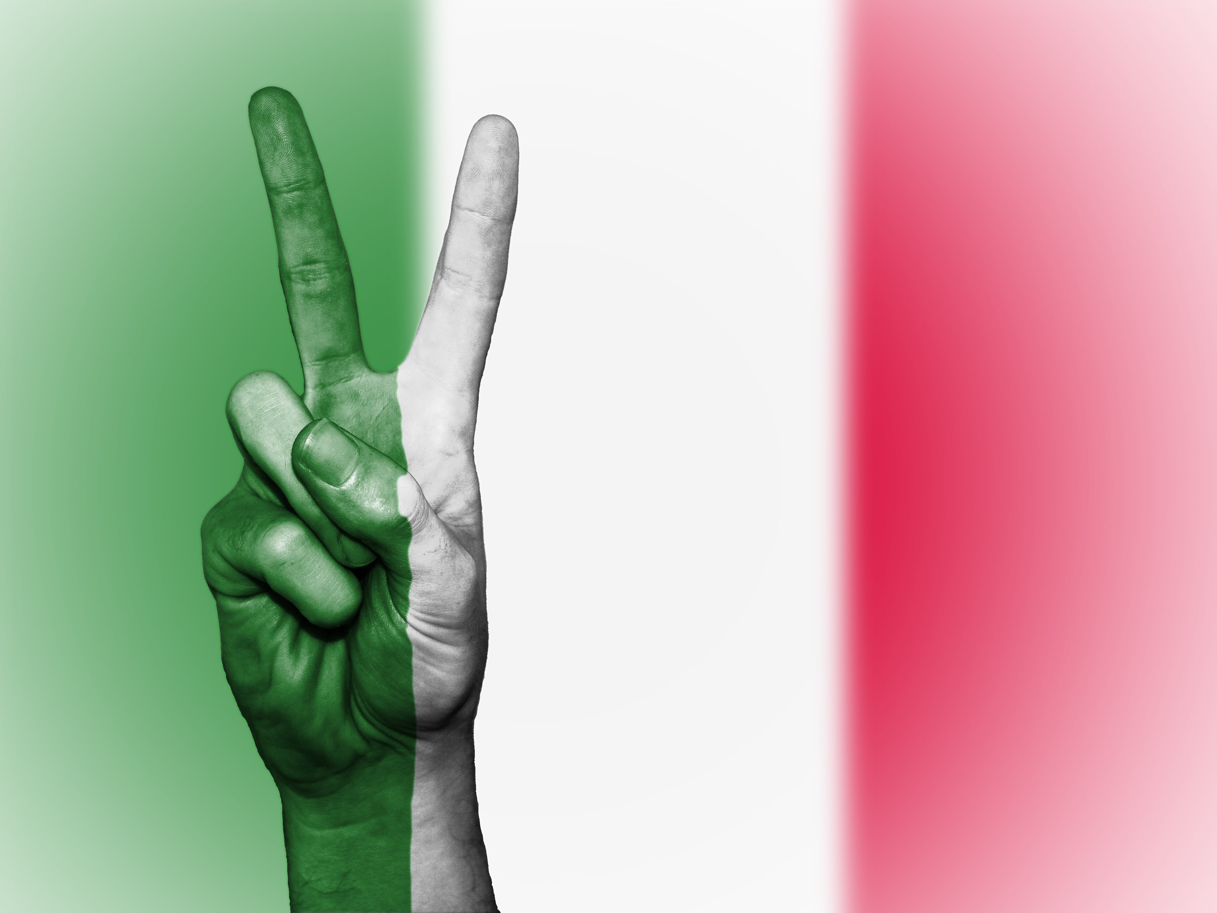 4K, overlay, indoors, tourism, gesturing, human hand, human finger, italy, creativity, copy space, s, human body part, symbol, nation, ensign, business, HD Wallpaper
