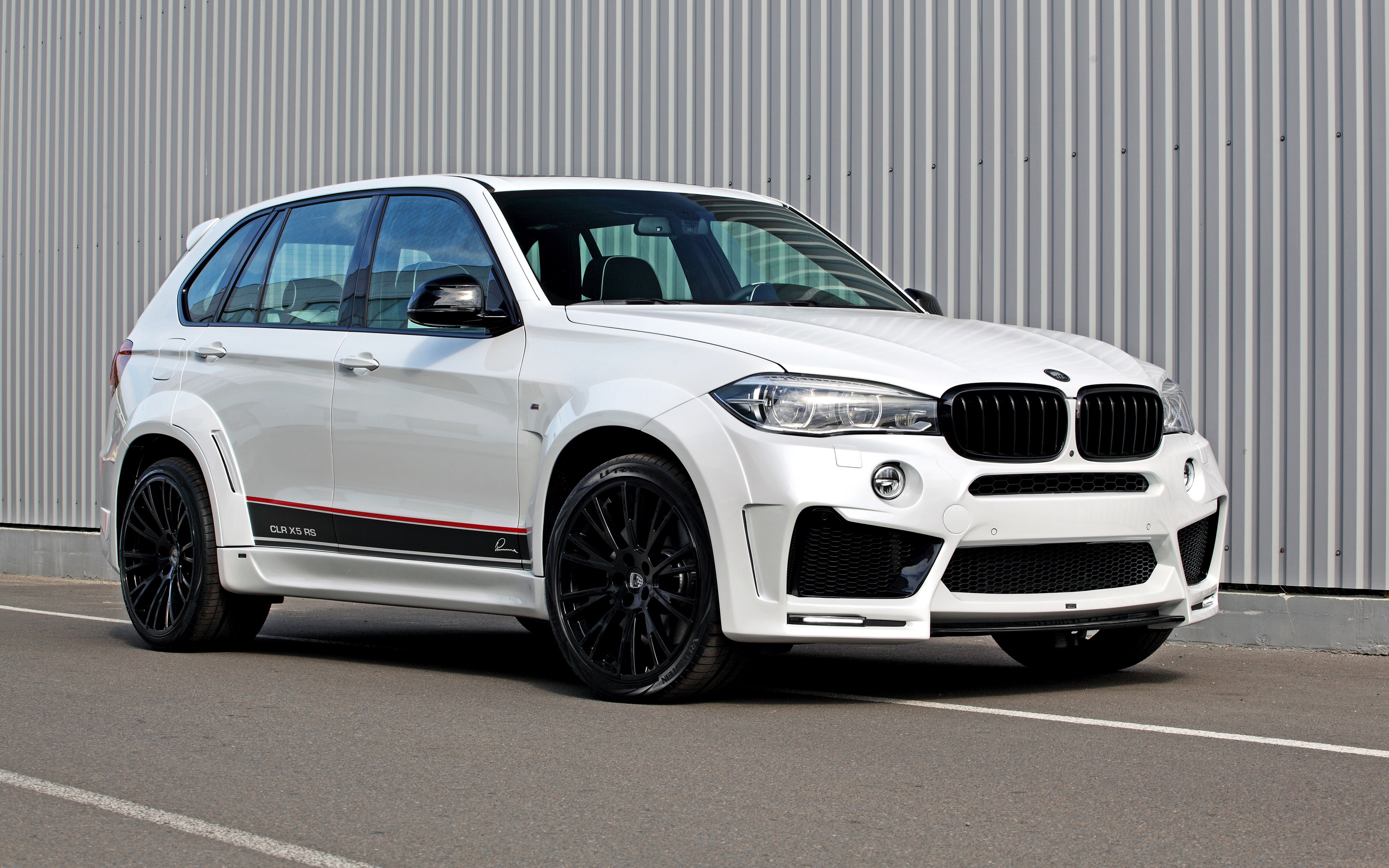 4K, luxury, car, retro styled, BMW, land vehicle, road, mode of transportation, tuning, sports car, stationary, shiny, no people, day, city, wealth, motor vehicle, HD Wallpaper