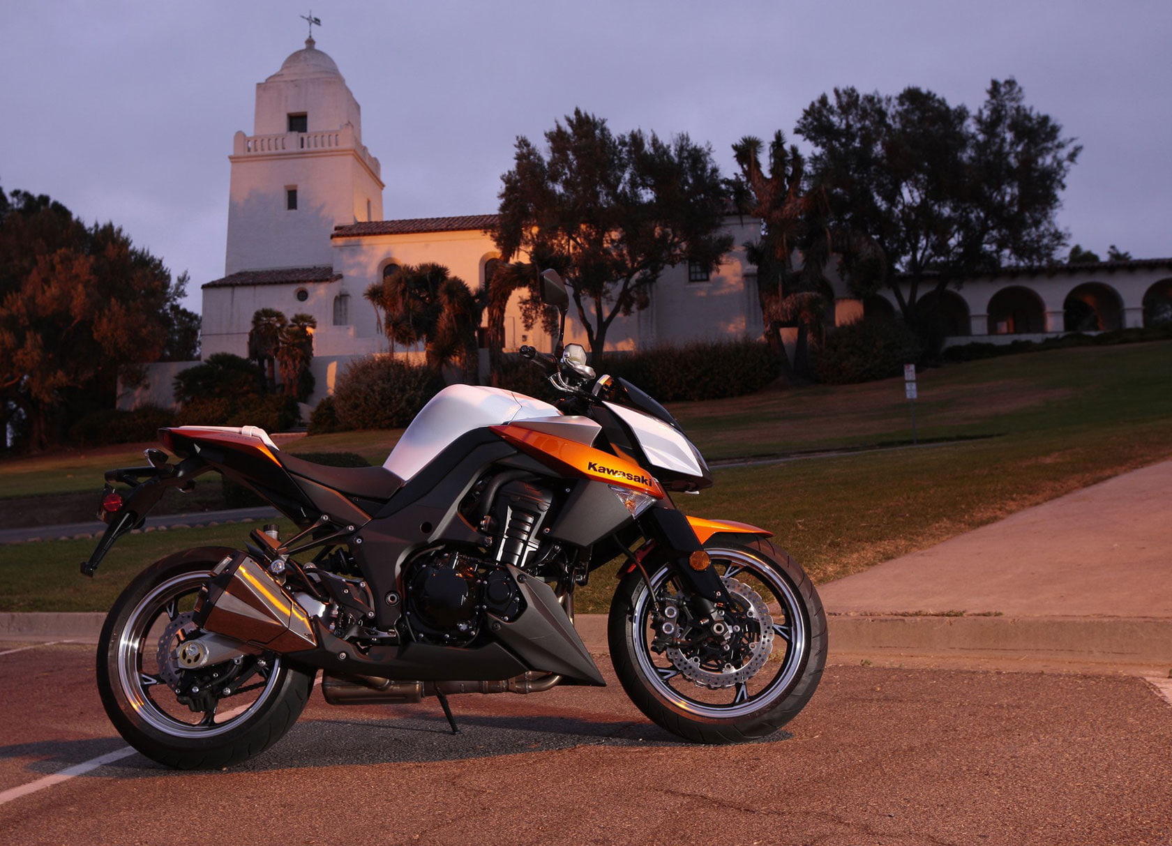 z1000, kawasaki, 2010, 720P, HD Wallpaper