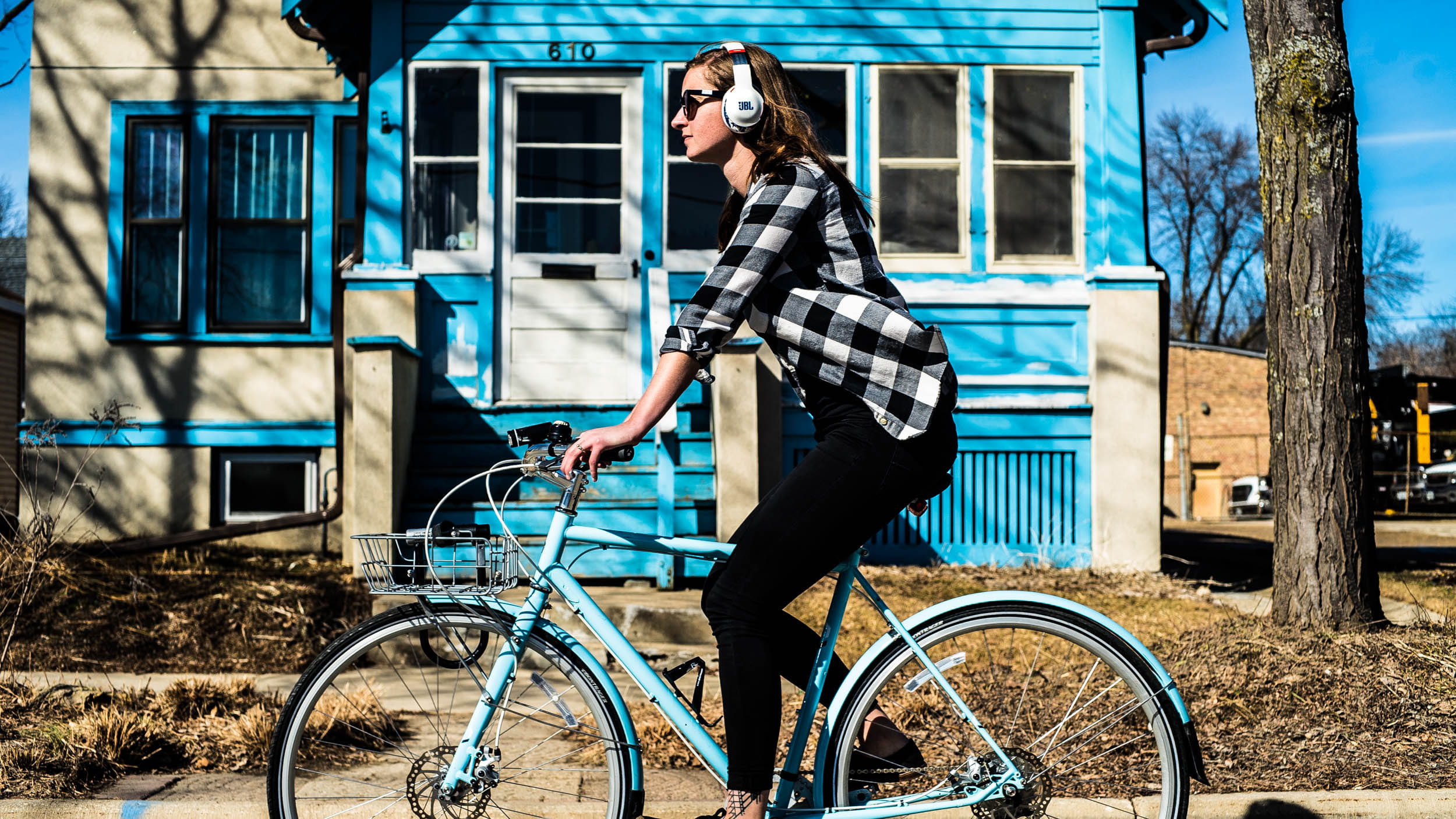 casual clothing, woman, music, product photography, city, fun, biking, riding, one person, house, street, basket, urban, headphone, land vehicle, commuter, HD Wallpaper