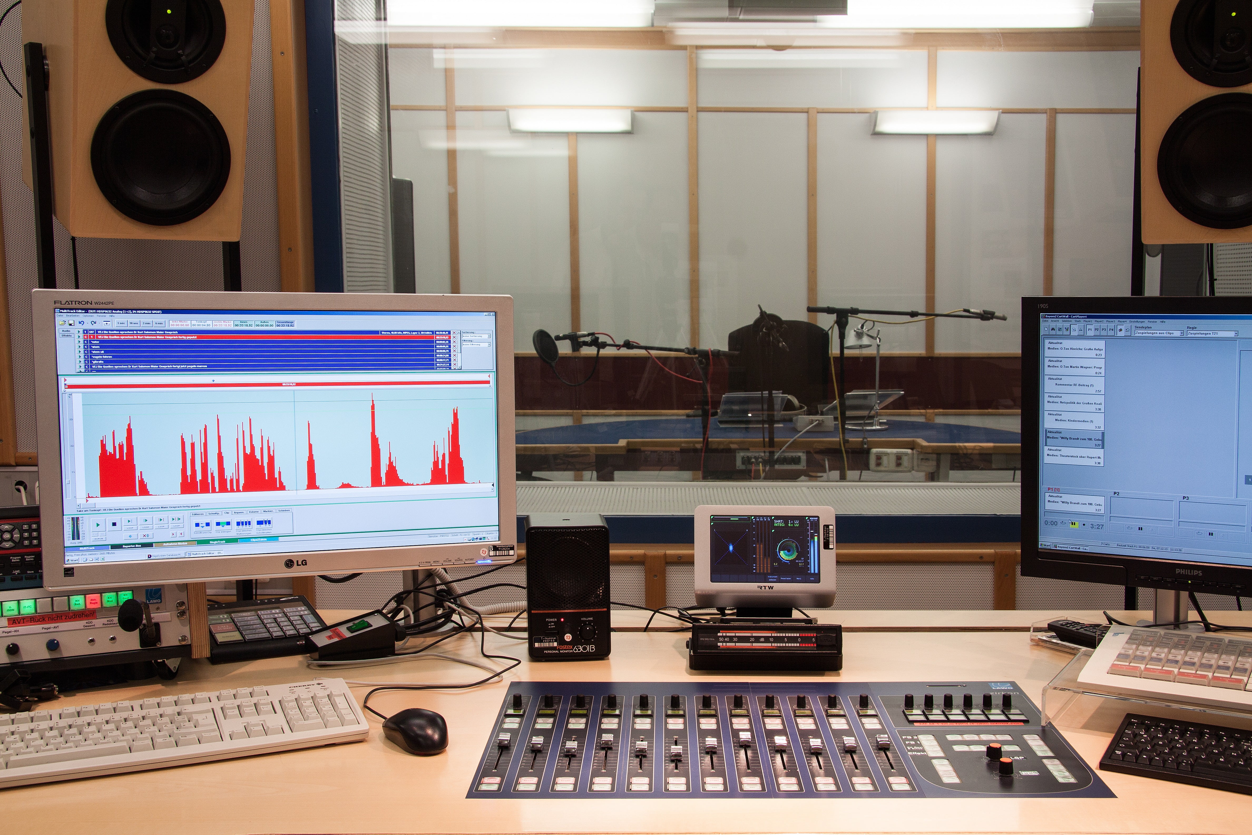desk, table, office, screen, technology, images, transfer of information, music, displaying, computer monitor, graphs, sound studio, radio network, speaker cab, HD Wallpaper
