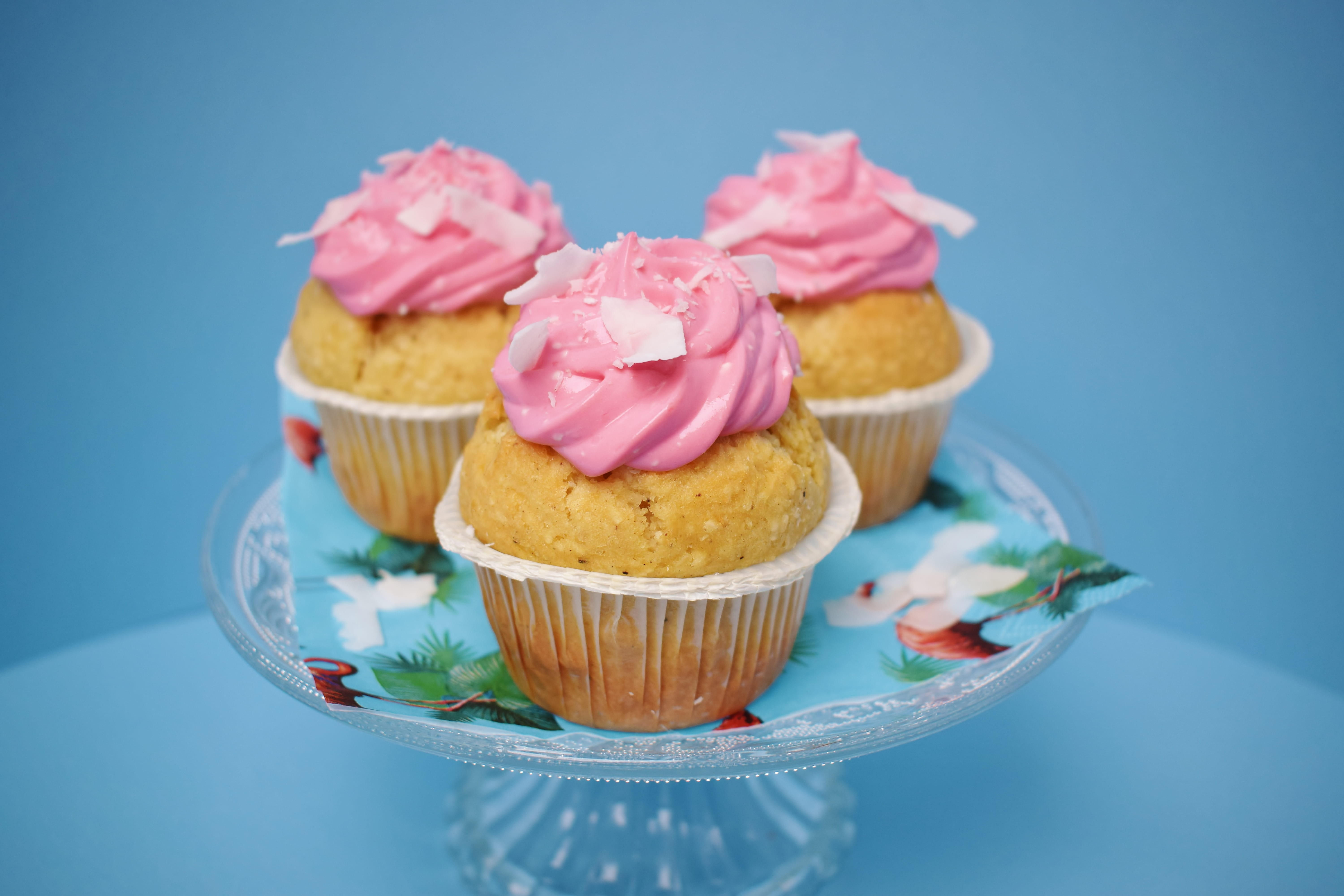 food, indoors, cupcakes, ready-to-eat, confection, blue, dessert, temptation, flower, sweet, close-up, pink color, pink, cupcake, no people, homemade, indulgence, HD Wallpaper