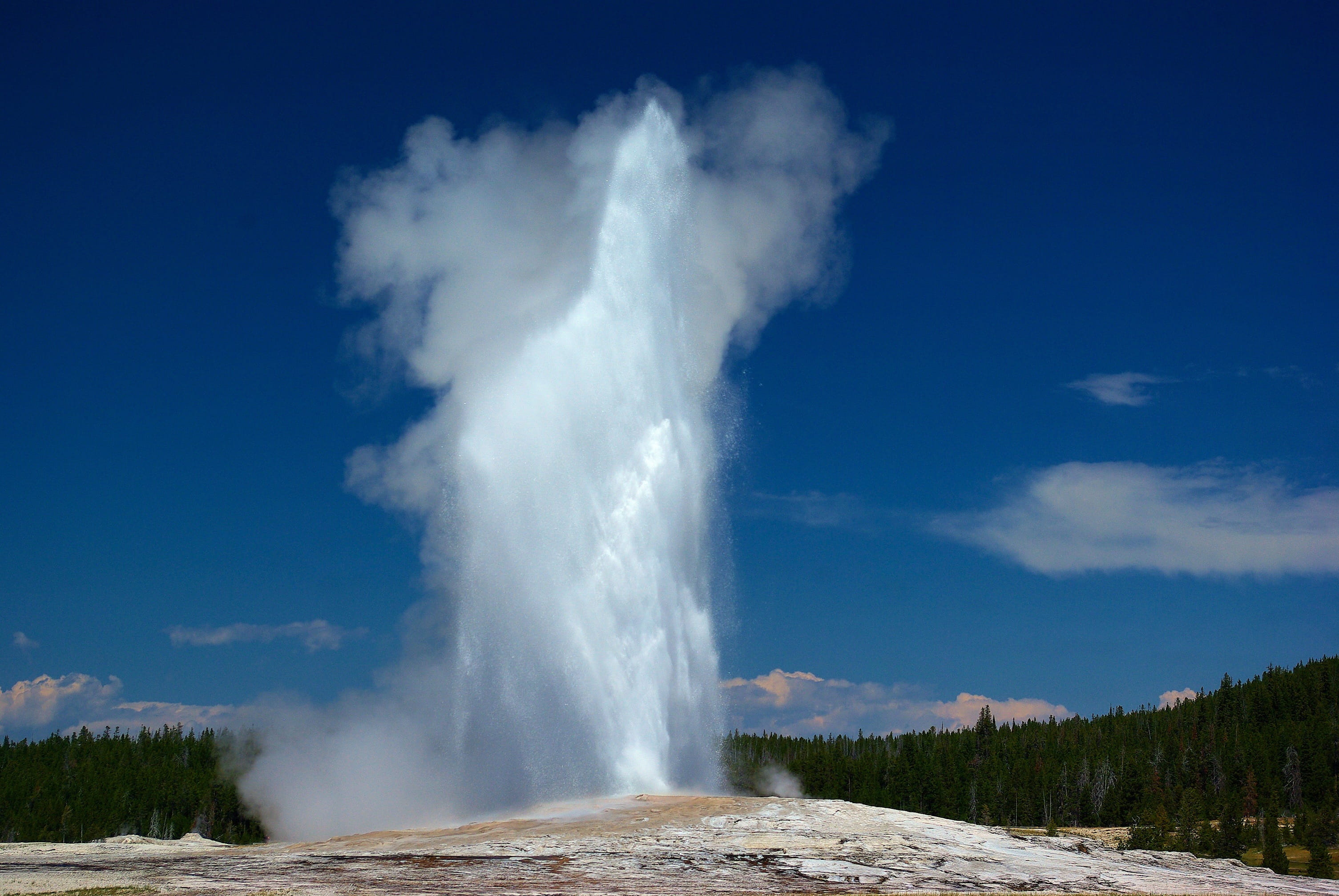 yellowstone, upper, park, day, national, basin, splash, water, hot spring, white, outdoors, power, nature, erupting, environment, storm, spraying, fountain, HD Wallpaper