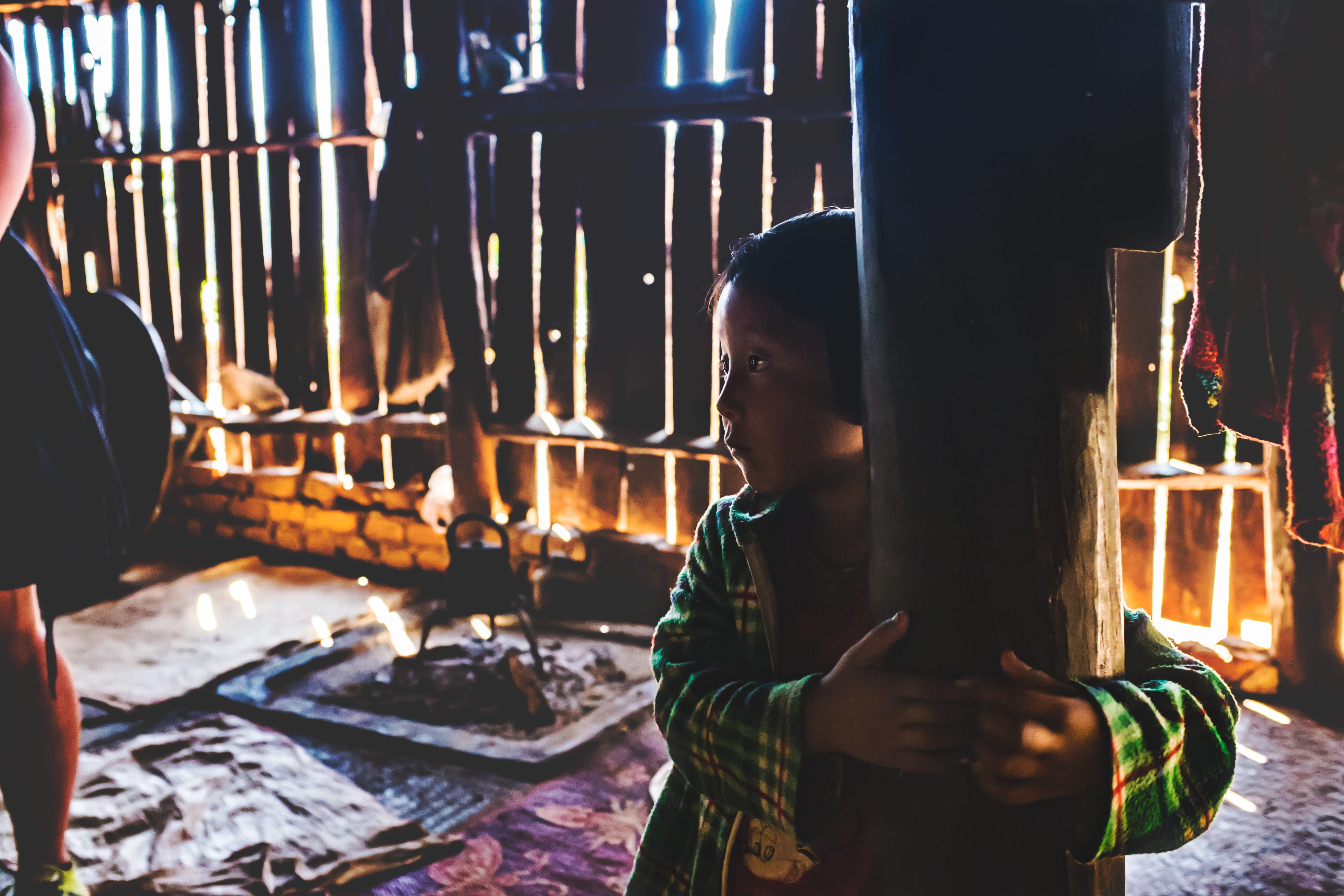 nature, real people, hut, myanmar, boy, person, heat - temperature, prismatic, young girl, one person, fire, focus on foreground, village, girls, burning, HD Wallpaper