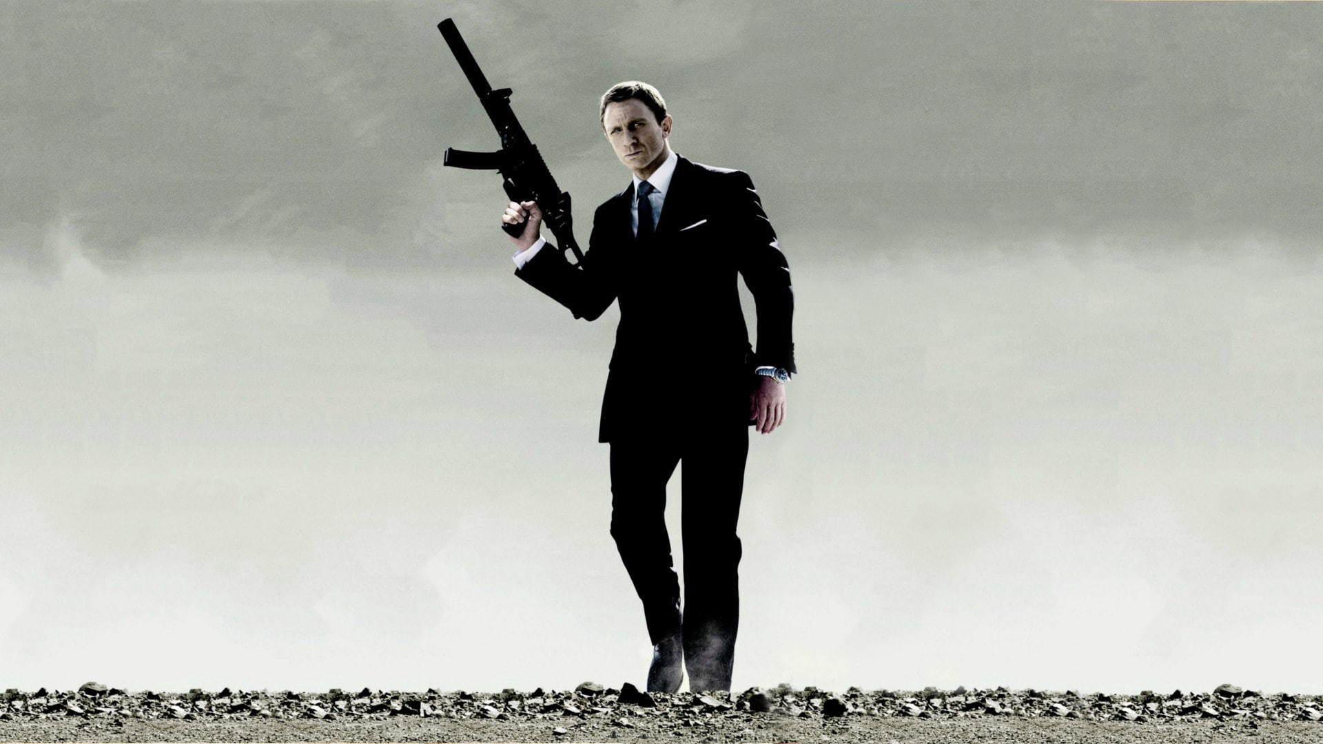 side view, suit, corporate business, 1080P, holding, men, business person, business, quantum of solace, adult, well-dressed, full length, standing, males, HD Wallpaper