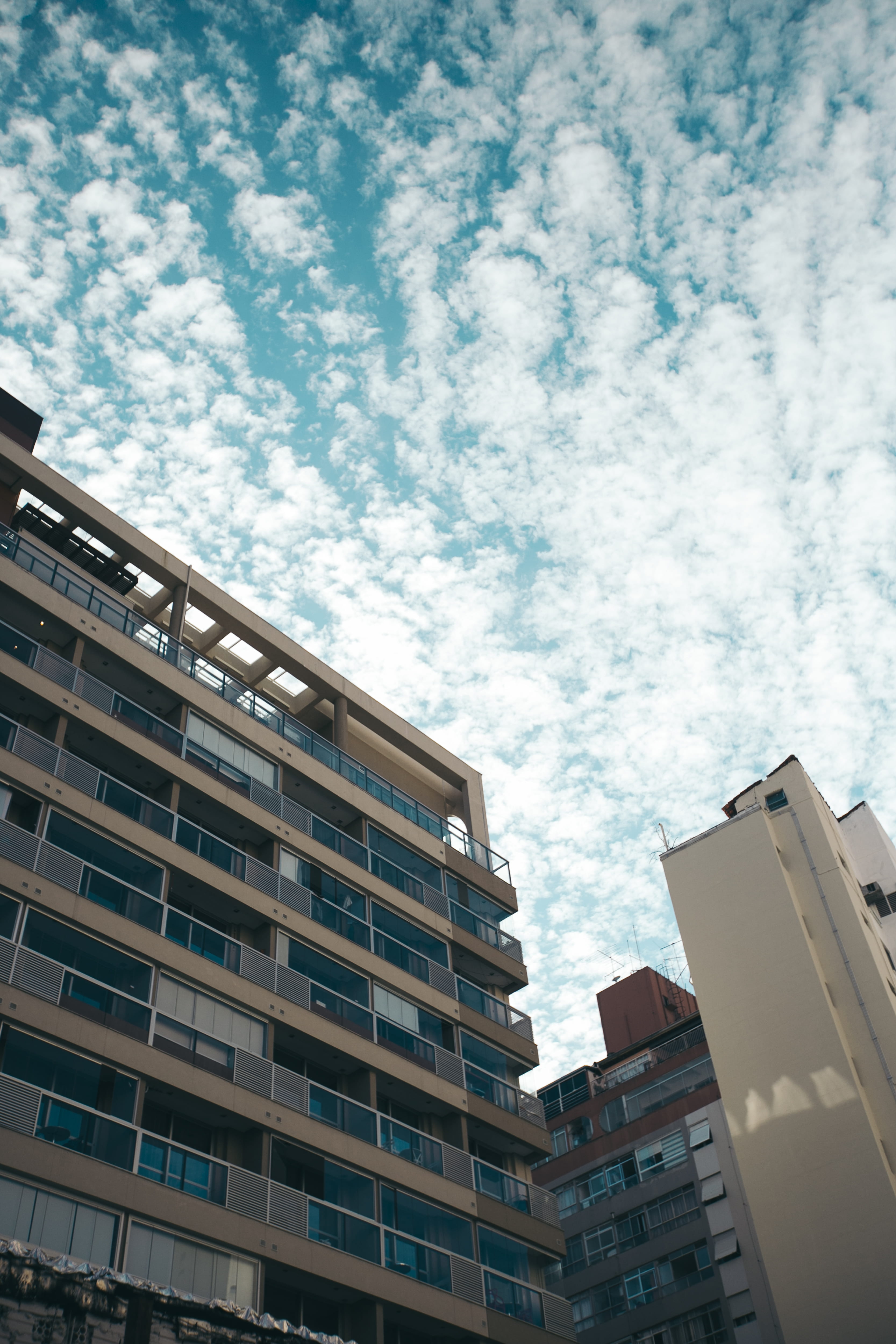 building, outdoors, city, sky, downtown, contemporary, nature, cloudy, day, office, concrete, offices, modern, buildings, architectural design, daylight, Phone HD Wallpaper
