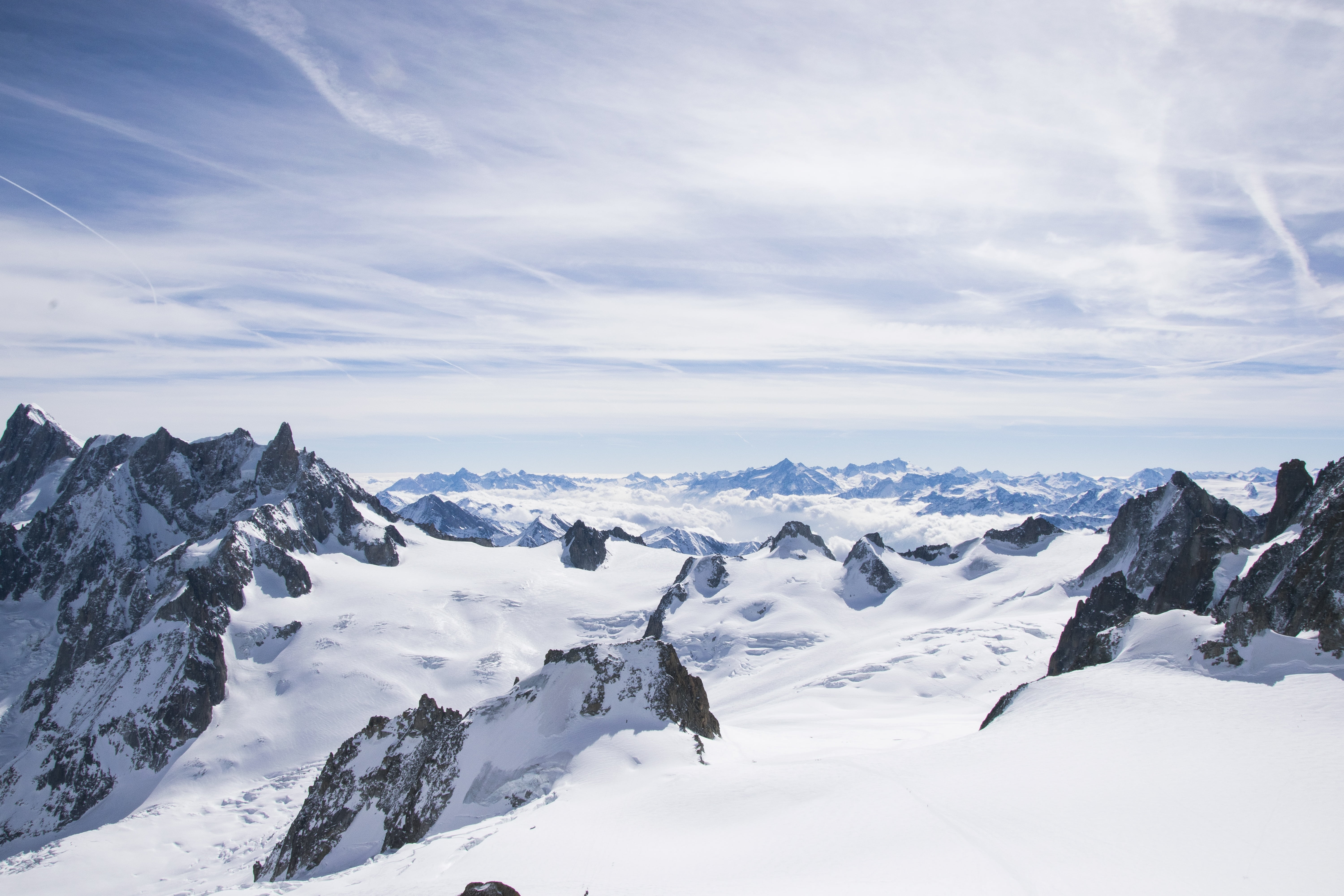 landscape, vacation, france, snowcapped mountain, travel, mont blanc, chamonix, mountain, sky, sport, peaks, cliff, mountaineering, skiing, white color, HD Wallpaper