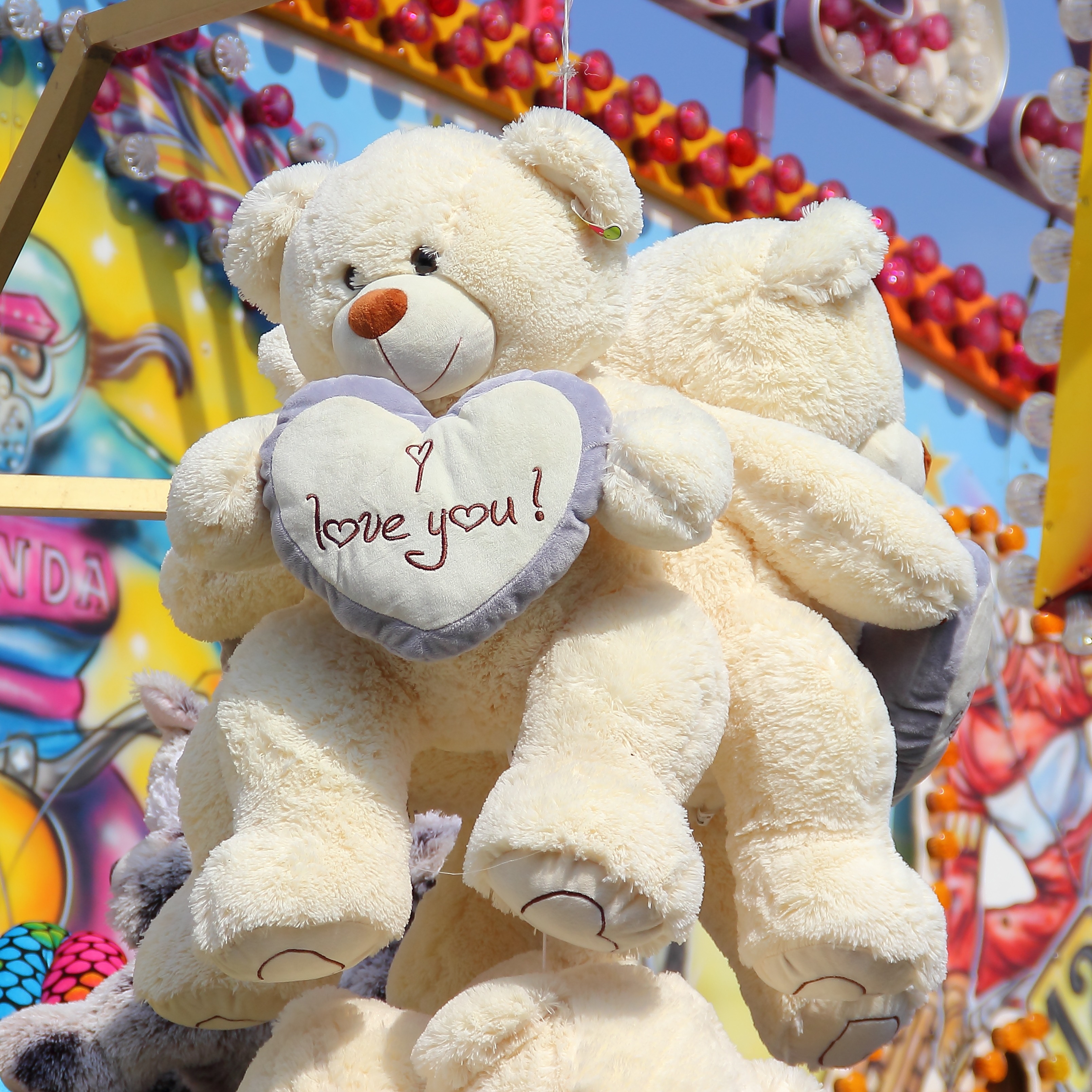 toys, teddy bear, children toys, photo, animals, food and drink, creativity, art and craft, fair, communication, i love you, close-up, view, low, human representation, Phone HD Wallpaper