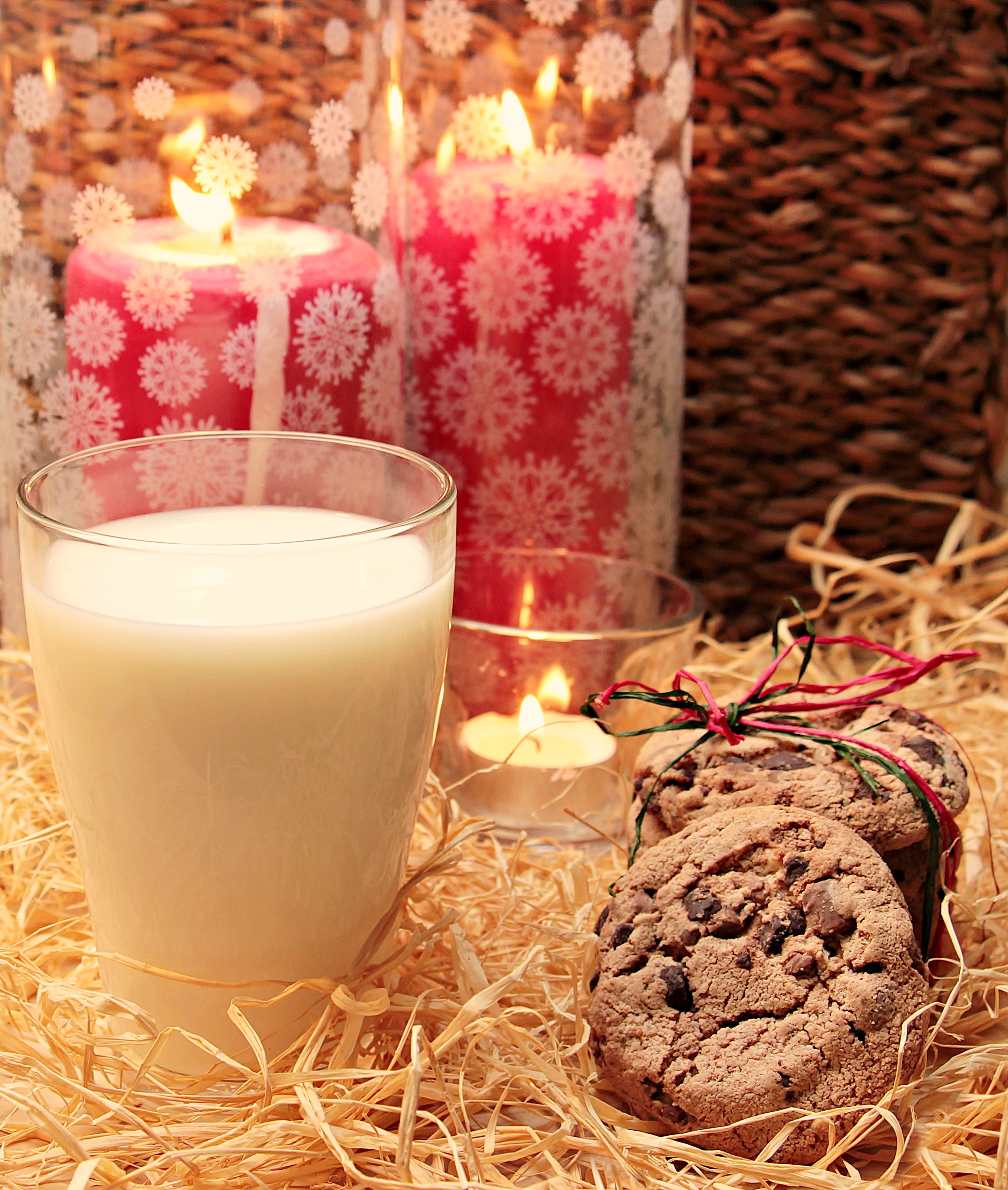 tradition, candles, glass of milk, christmas time, glass, cookies, wellbeing, drink, frisch, nature, for nicholas, christmas, gesture, heat - temperature, Phone HD Wallpaper