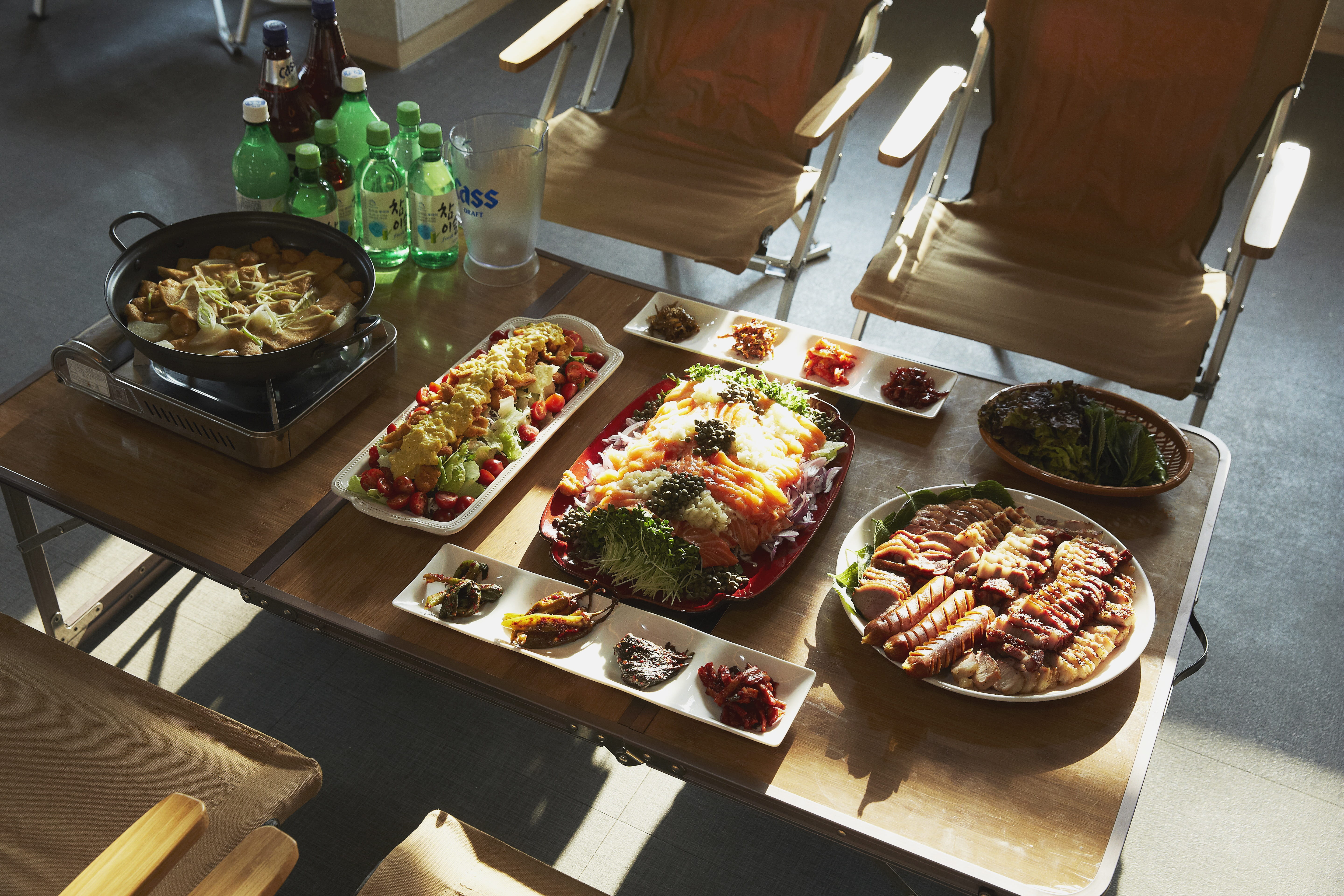 indoors, dinner, healthy eating, container, ohdengtang, indulgence, Camping Food, 5K, high angle view, variety, meal, variation, no people, hongcheon glam pingjang, HD Wallpaper