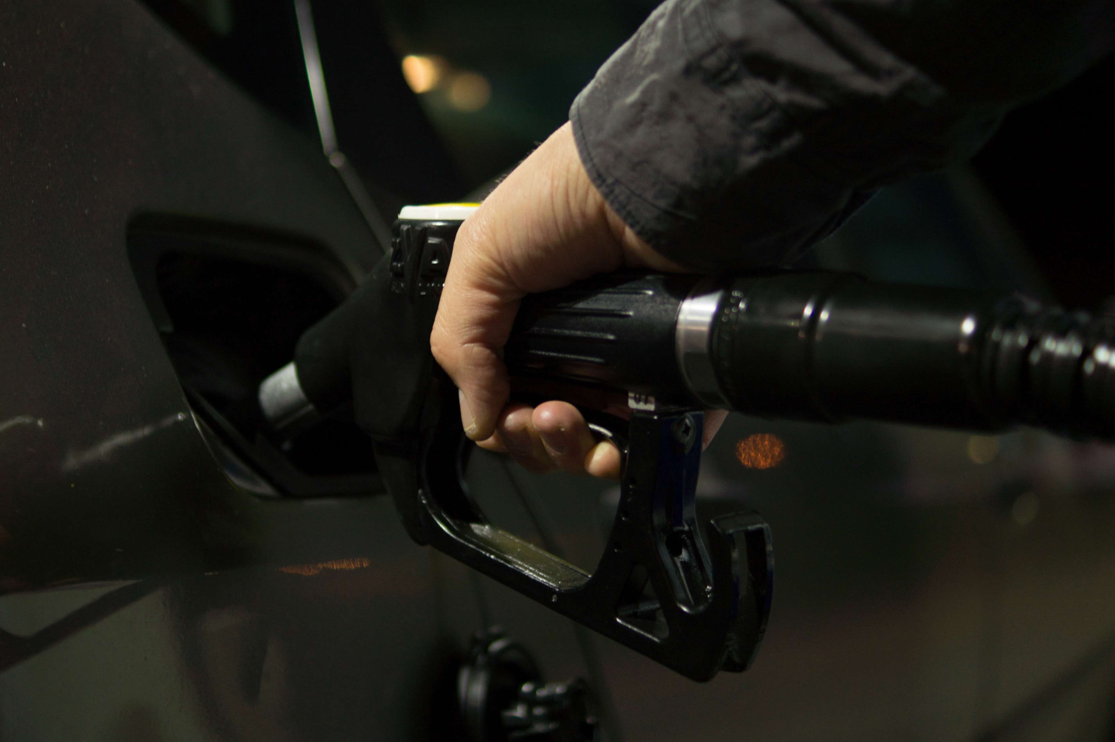 filling, motor vehicle, refill, finger, one person, mode of transportation, petrol, fuel and power generation, gas station, petrol station, car, human hand, HD Wallpaper