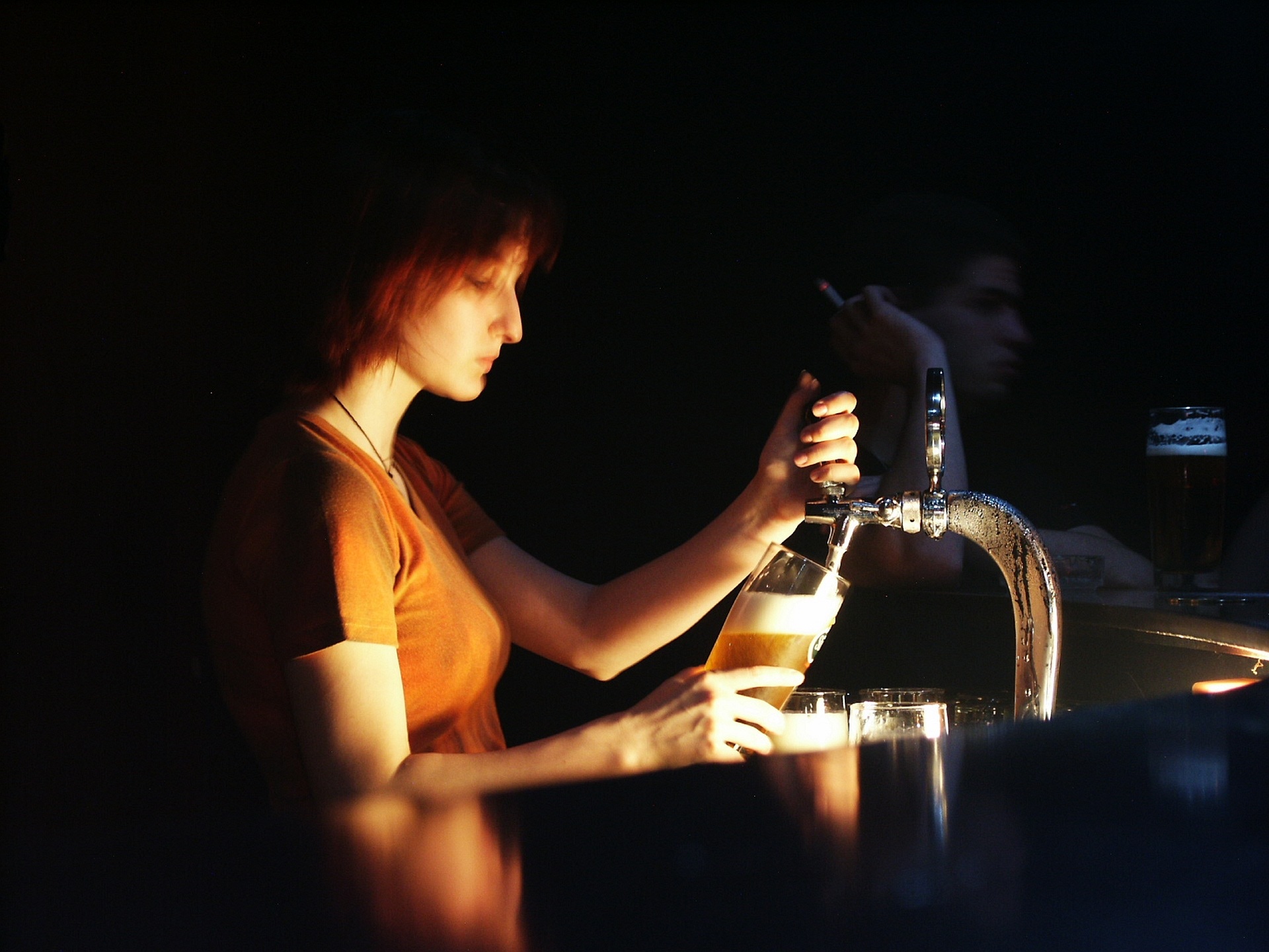 bar counter, lady, women, restaurant, refreshment, indoors, woman, young women, refilling, holding, nice, night, brunette, profile view, adult, one person, HD Wallpaper