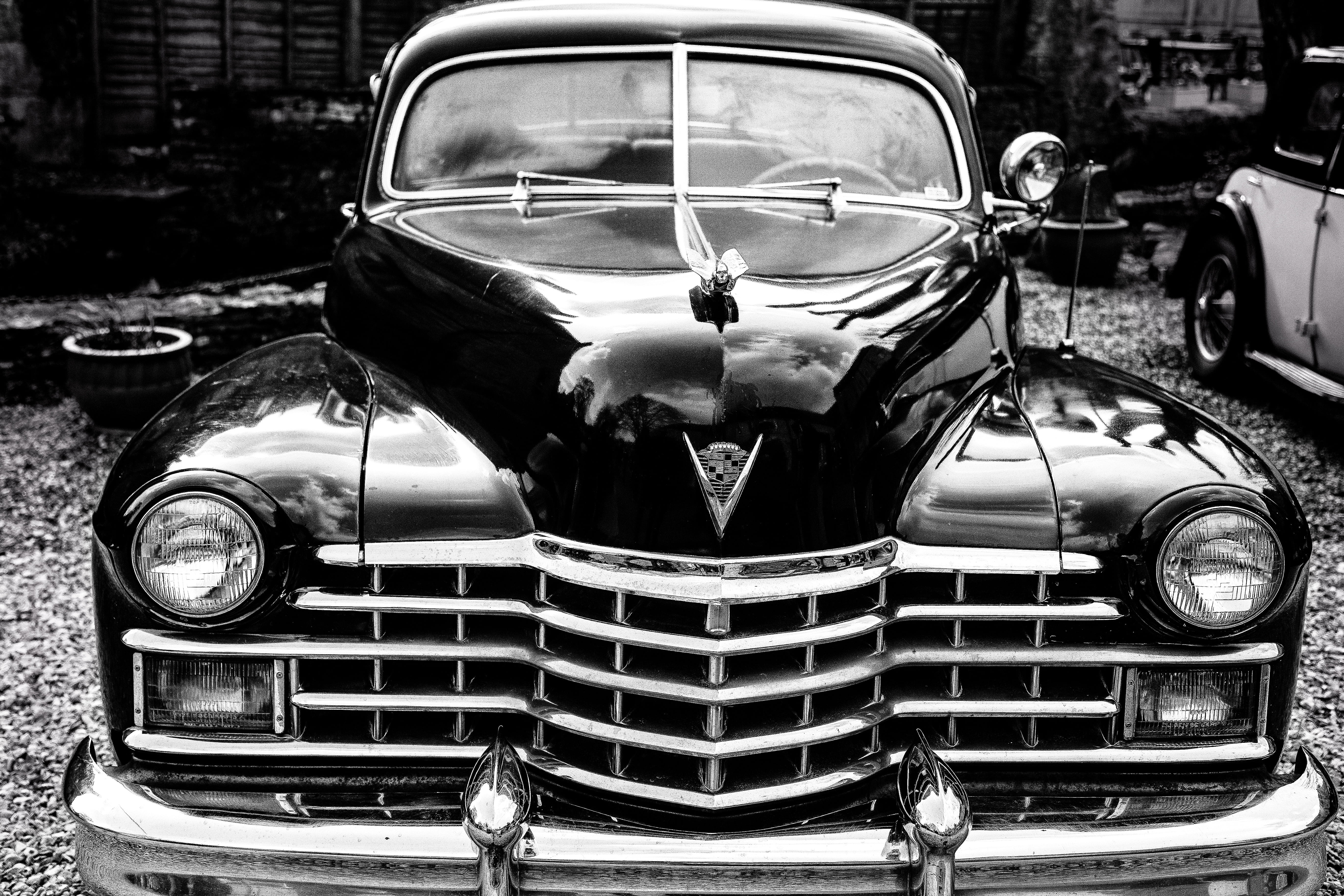 retro, vehicle hood, no people, car, mode of transportation, outdoors, cadillac, icon, vintage car, headlight, antique, design, metal, automotive, vehicle, HD Wallpaper