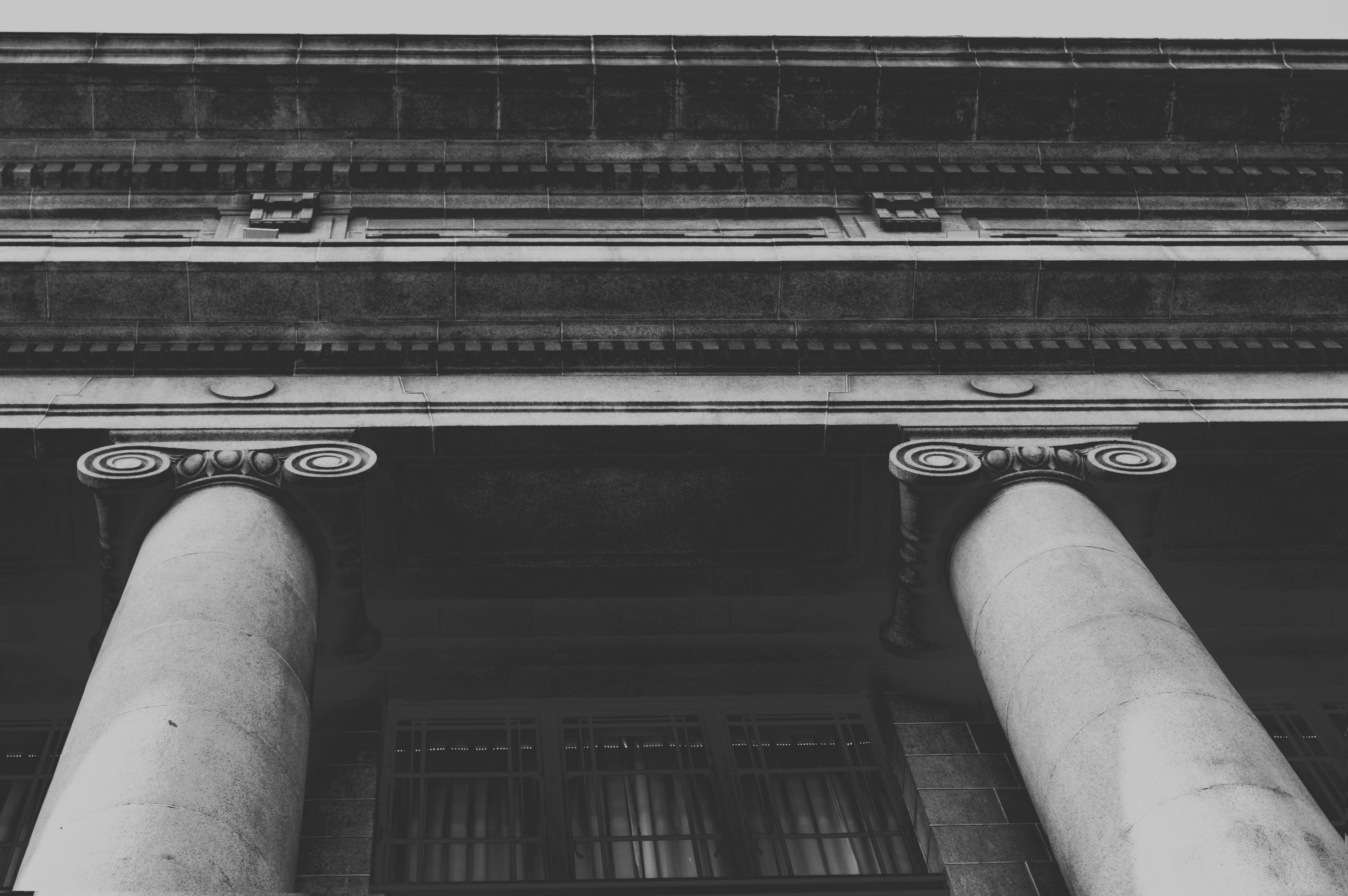 architectural column, outdoors, built structure, day, building, bw, moody, white, connection, grain, lighting equipment, old, architecture, pipeline, alloy, HD Wallpaper