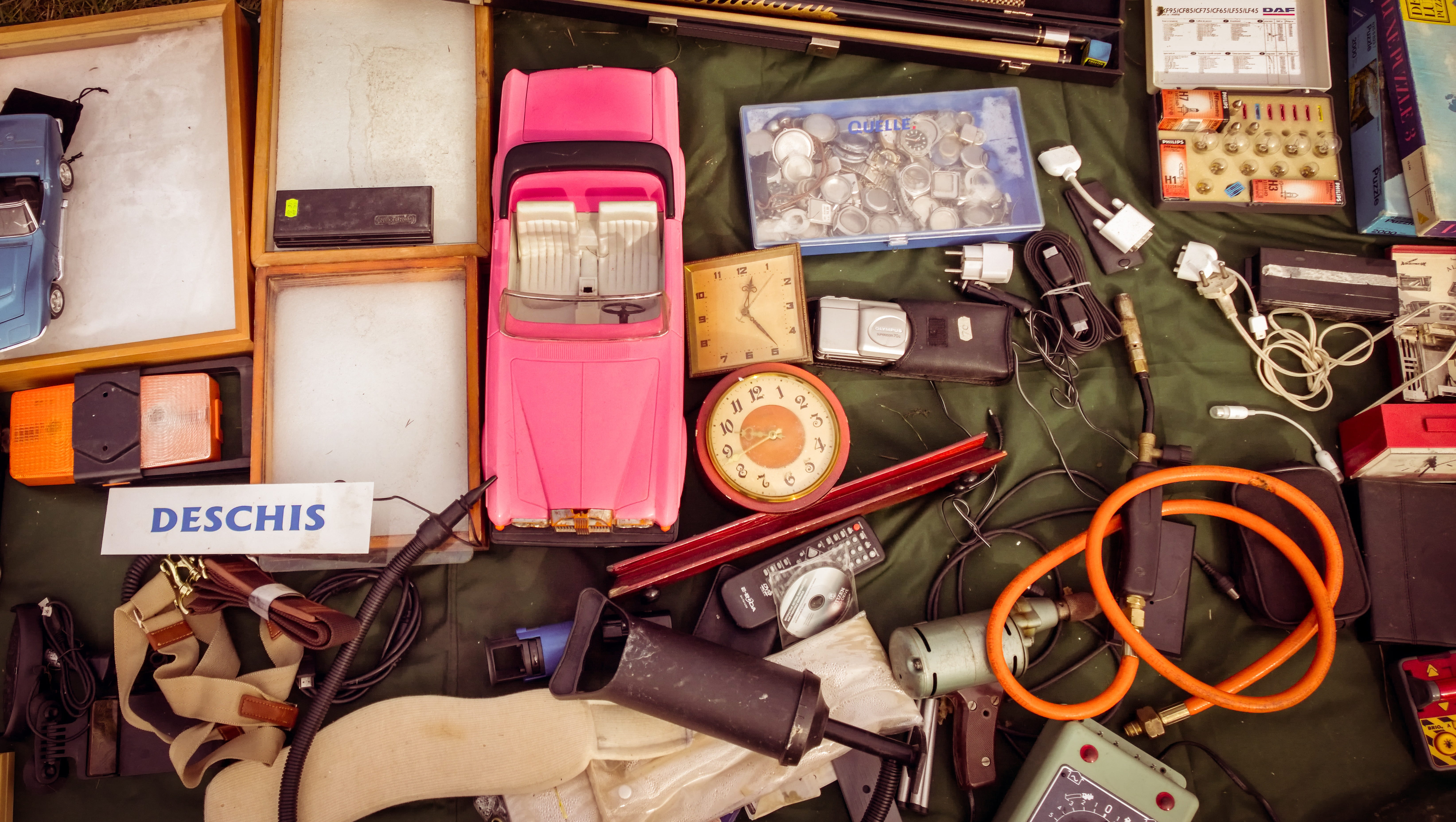 abandoned, variation, day, toy, vintage, yard sale, 5K, fuel and power generation, trash, sign, technology, choice, garage sale, pink, communication, surrounded, HD Wallpaper