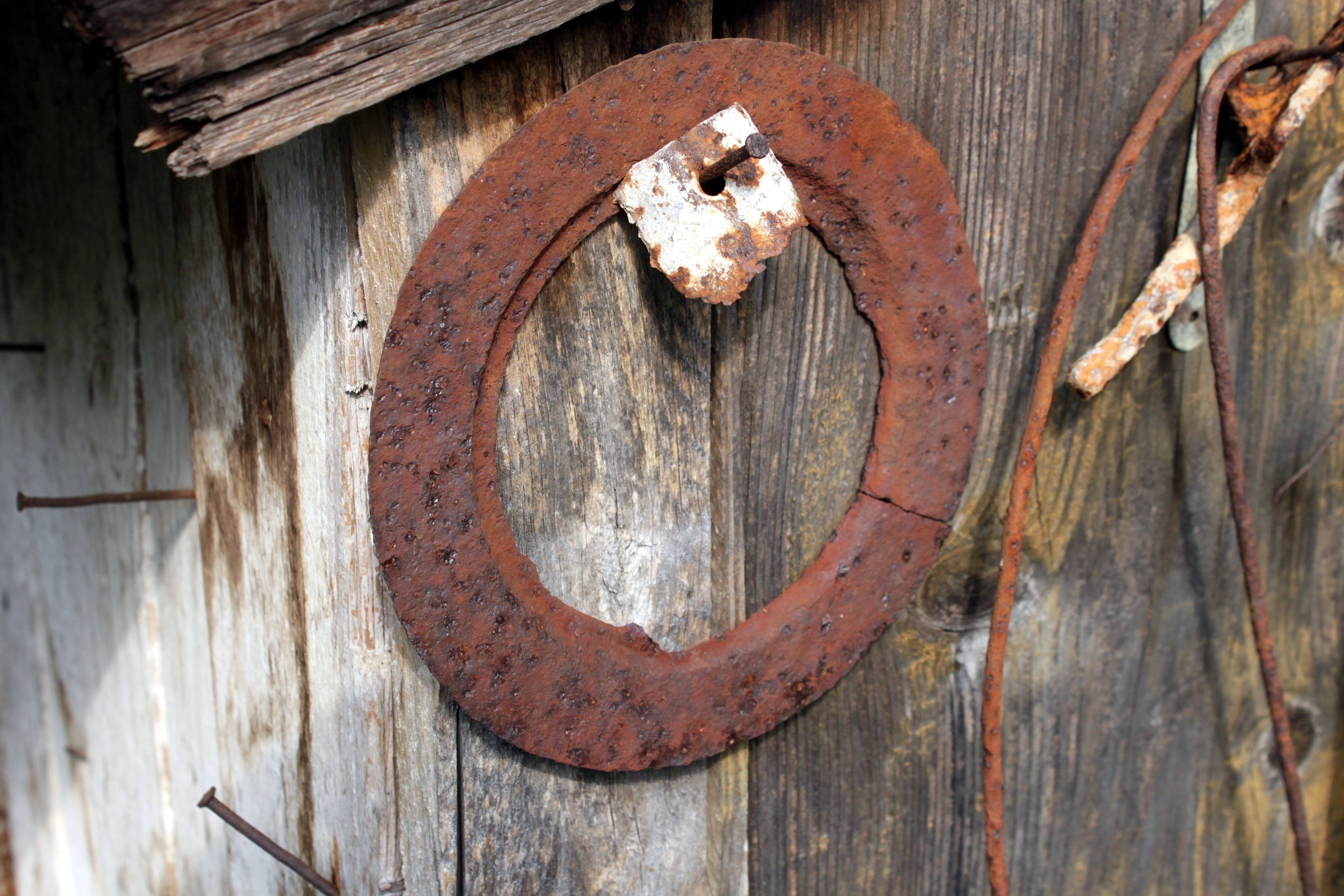 metal, abandoned, day, objects, household, architecture, door, decline, rusty, textured, wheel, weathered, damaged, antique, no people, things, built structure, HD Wallpaper