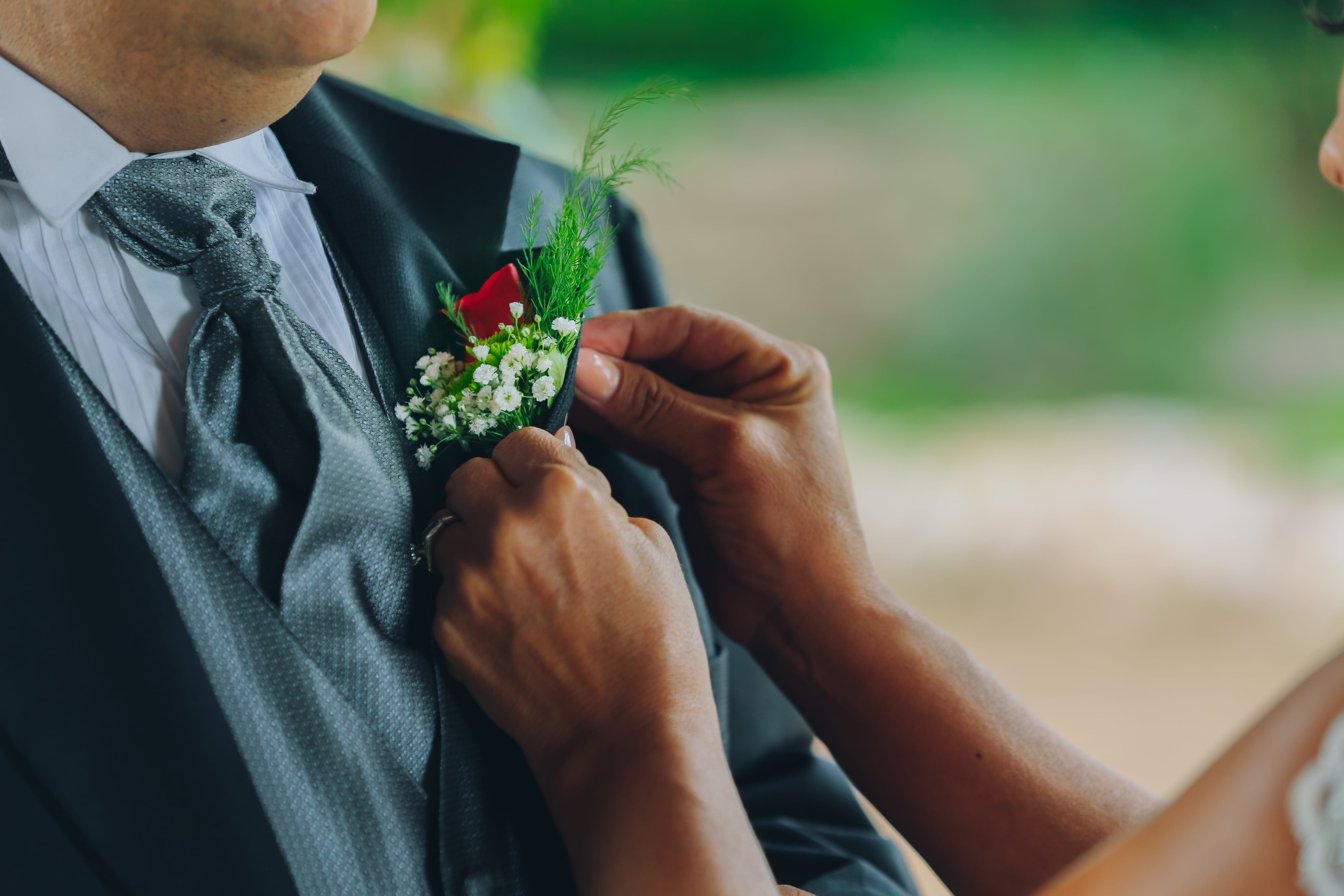 leisure activity, togetherness, white, Bride and Groom, engagement, happiness, focus on foreground, men, hand, plant, lifestyles, daylight, romance, woman, HD Wallpaper