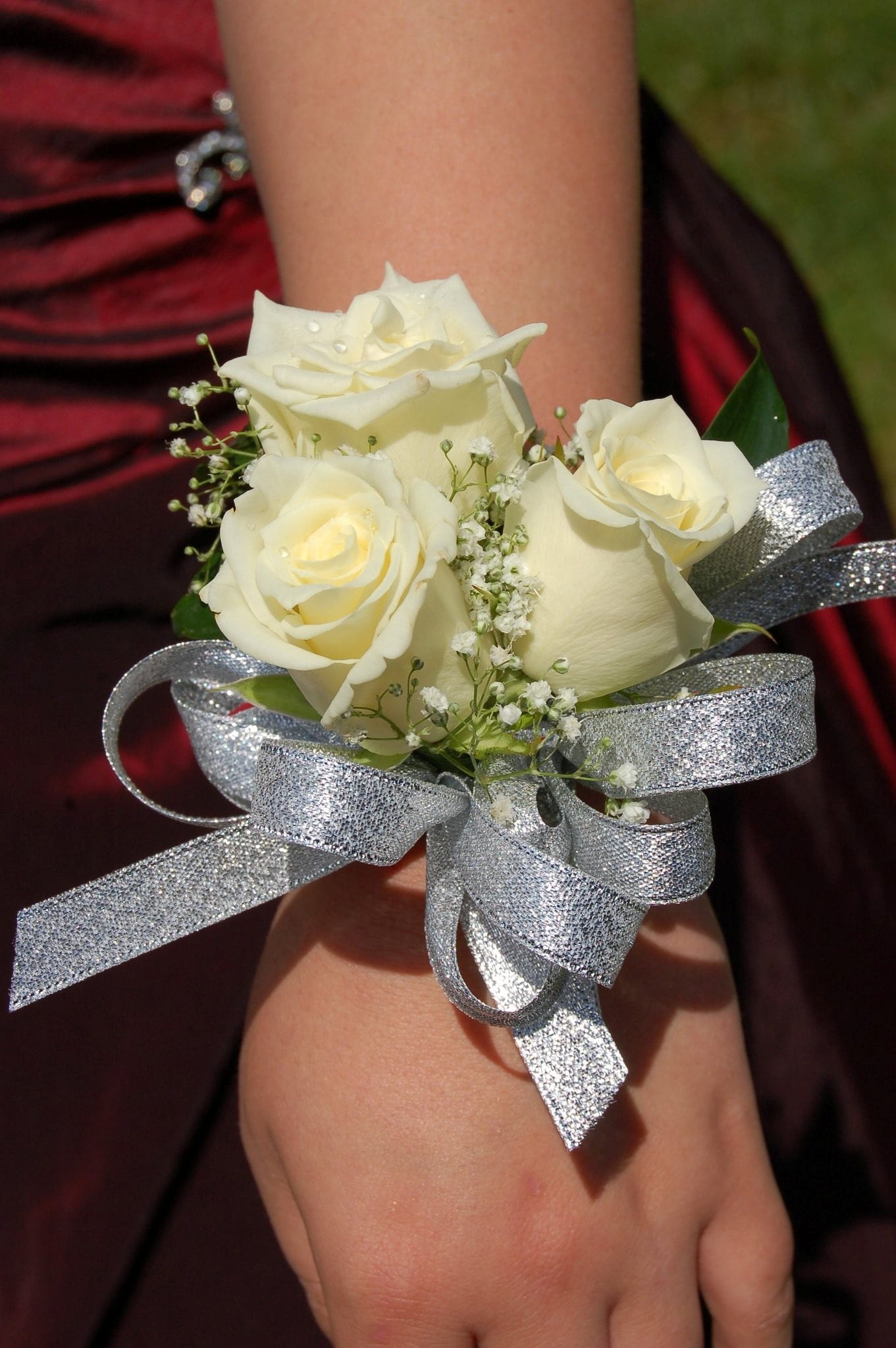 plant, one person, outdoors, celebration, human body part, hand, wedding, holding, grad, bouquet, redress wrist, 1080P, flower, wedding ceremony, midsection, Phone HD Wallpaper