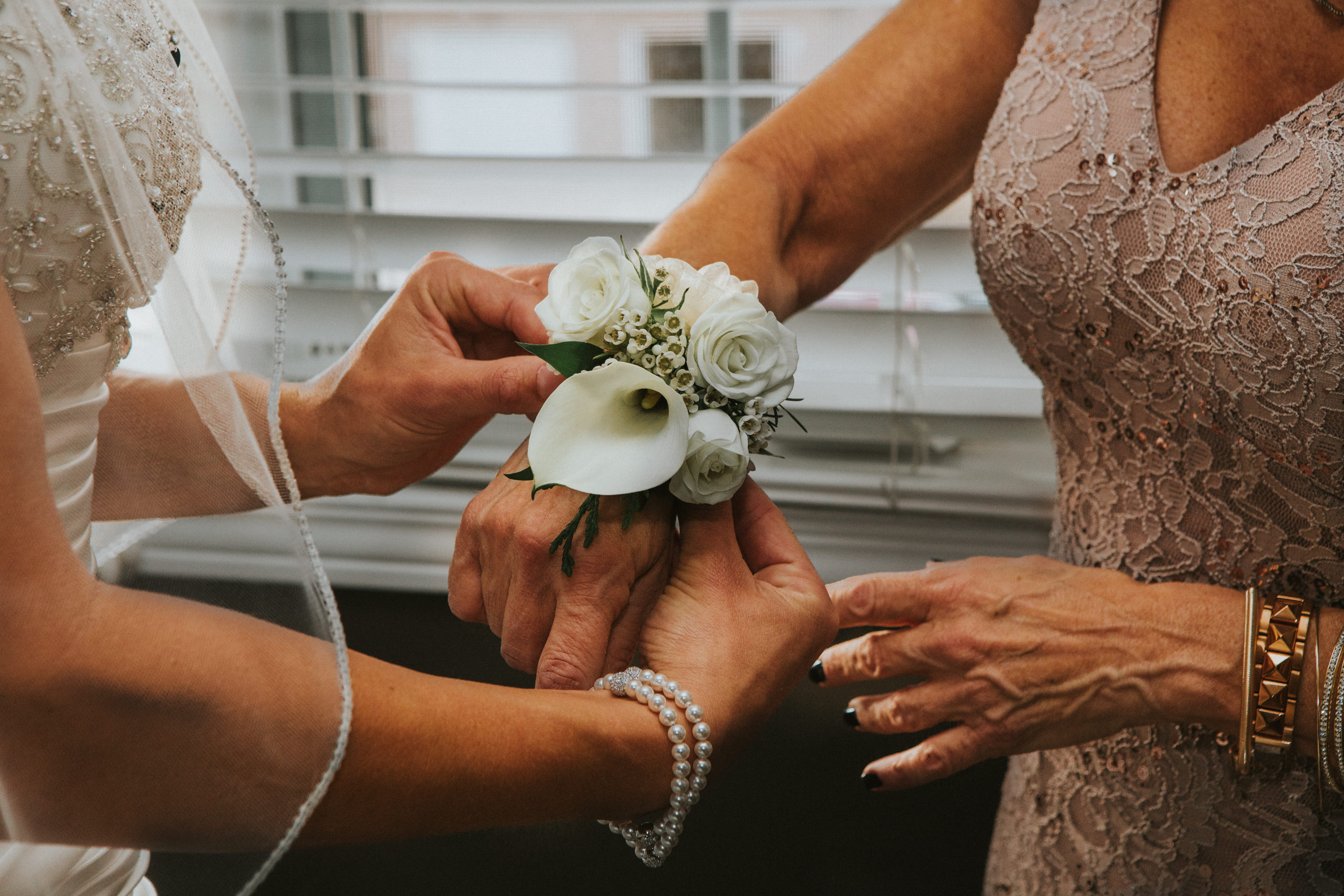 event, mother, adult, wrist, positive emotion, newlywed, ceremony, wrislet, human body part, flower arrangement, flower, corsage, hand, 5K, life events, HD Wallpaper