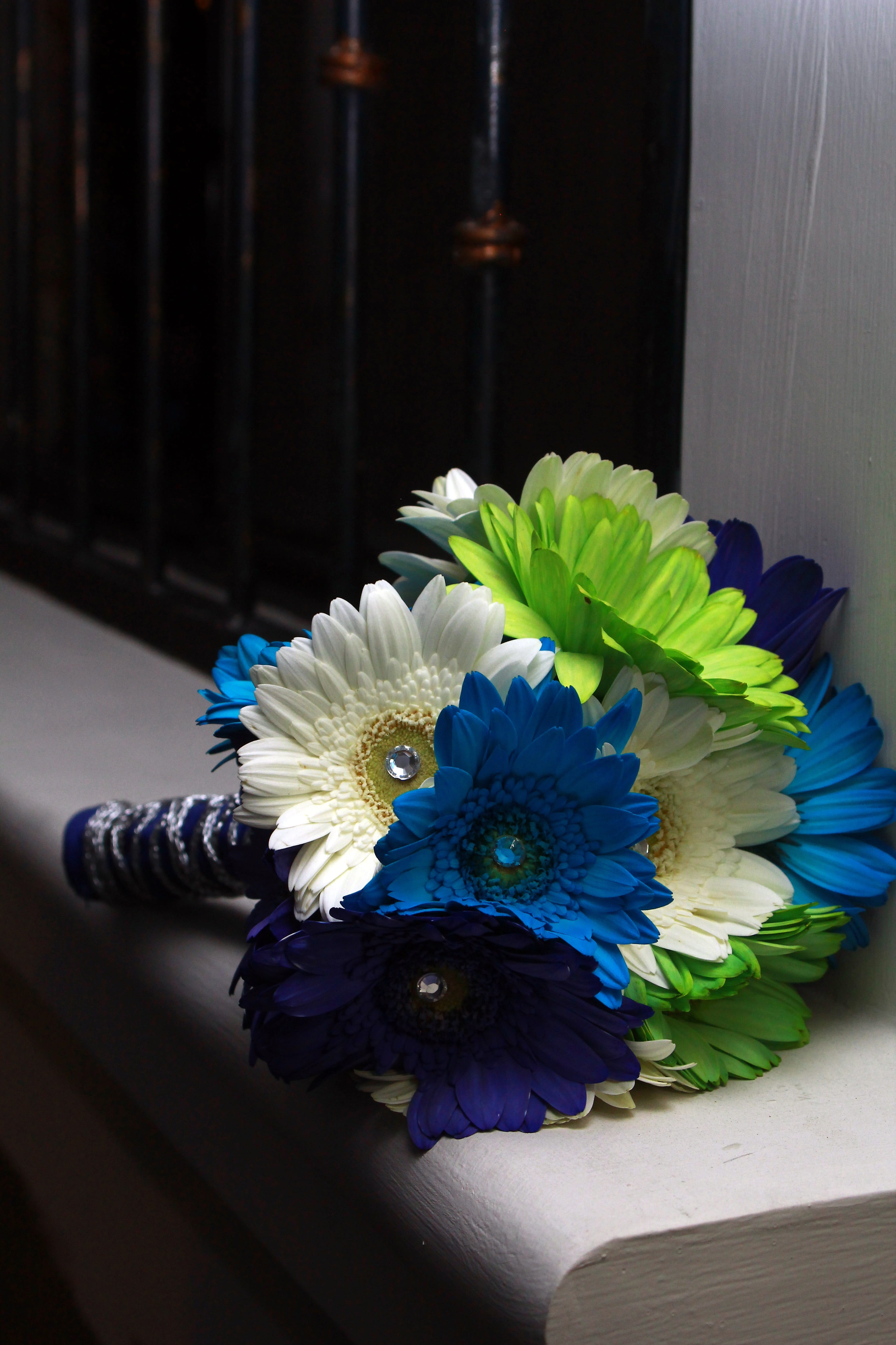 no people, indoors, floral, bridal, blue, bouquet, beauty in nature, petal, 5K, vase, multi colored, flowers, nature, inflorescence, romantic, freshness, Phone HD Wallpaper