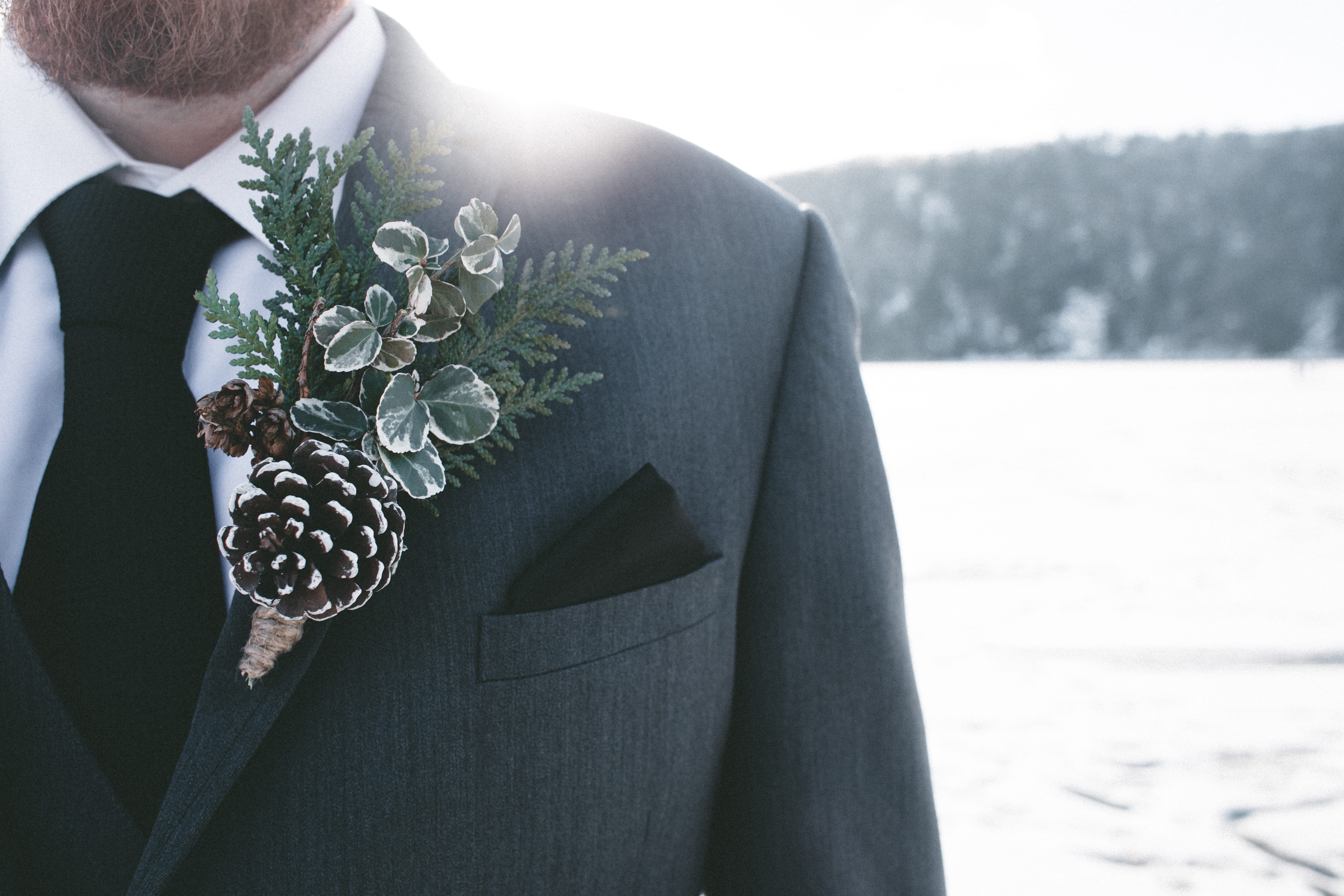 adult, suit, sunlight, cold temperature, flower, nature, gray, plant, men, focus on foreground, 5K, love, corsage, winter, man, lifestyles, midsection, HD Wallpaper