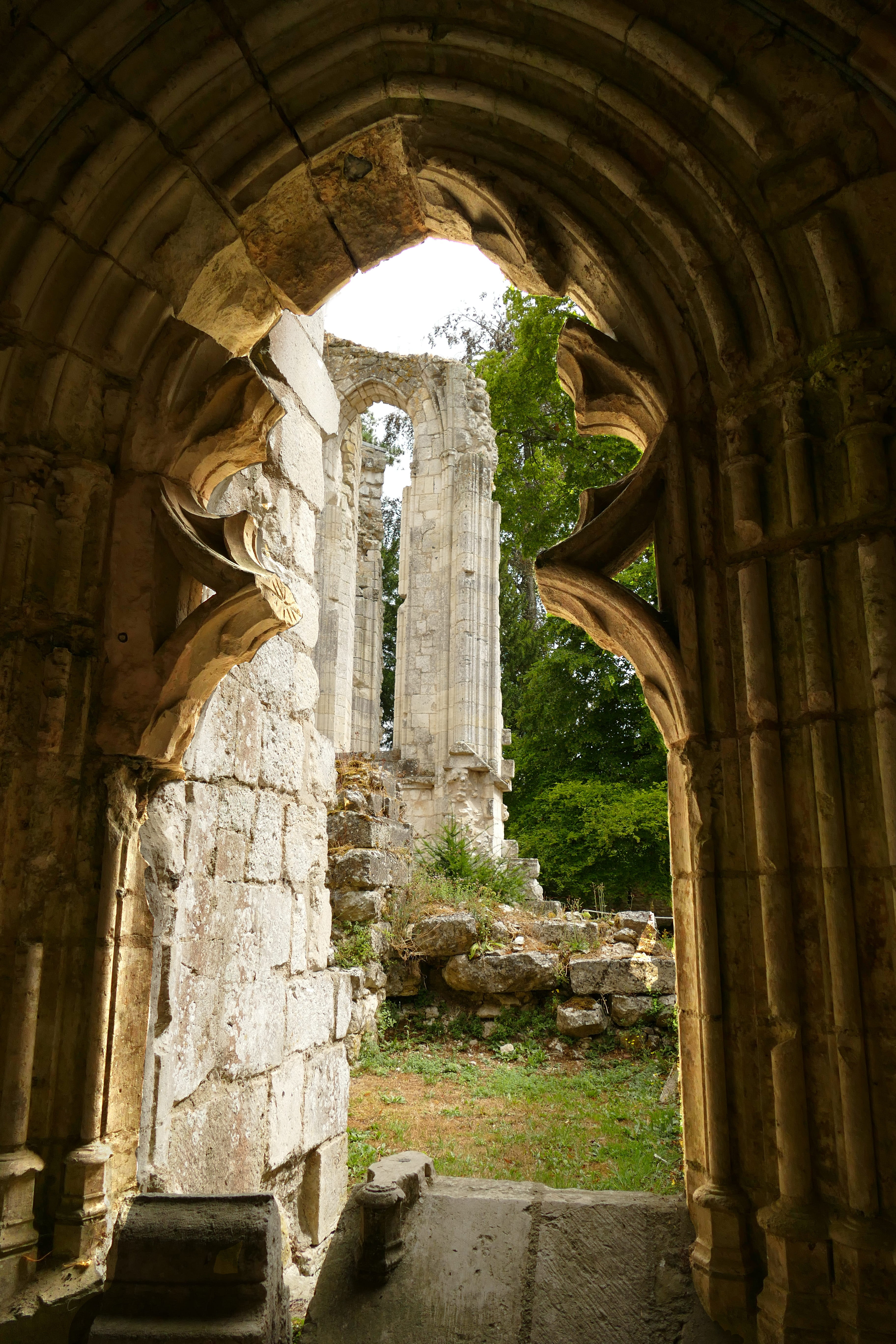 5K, spirituality, place of worship, architectural column, built structure, jumièges, expiration, travel destinations, building exterior, old, belief, old ruin, Phone HD Wallpaper