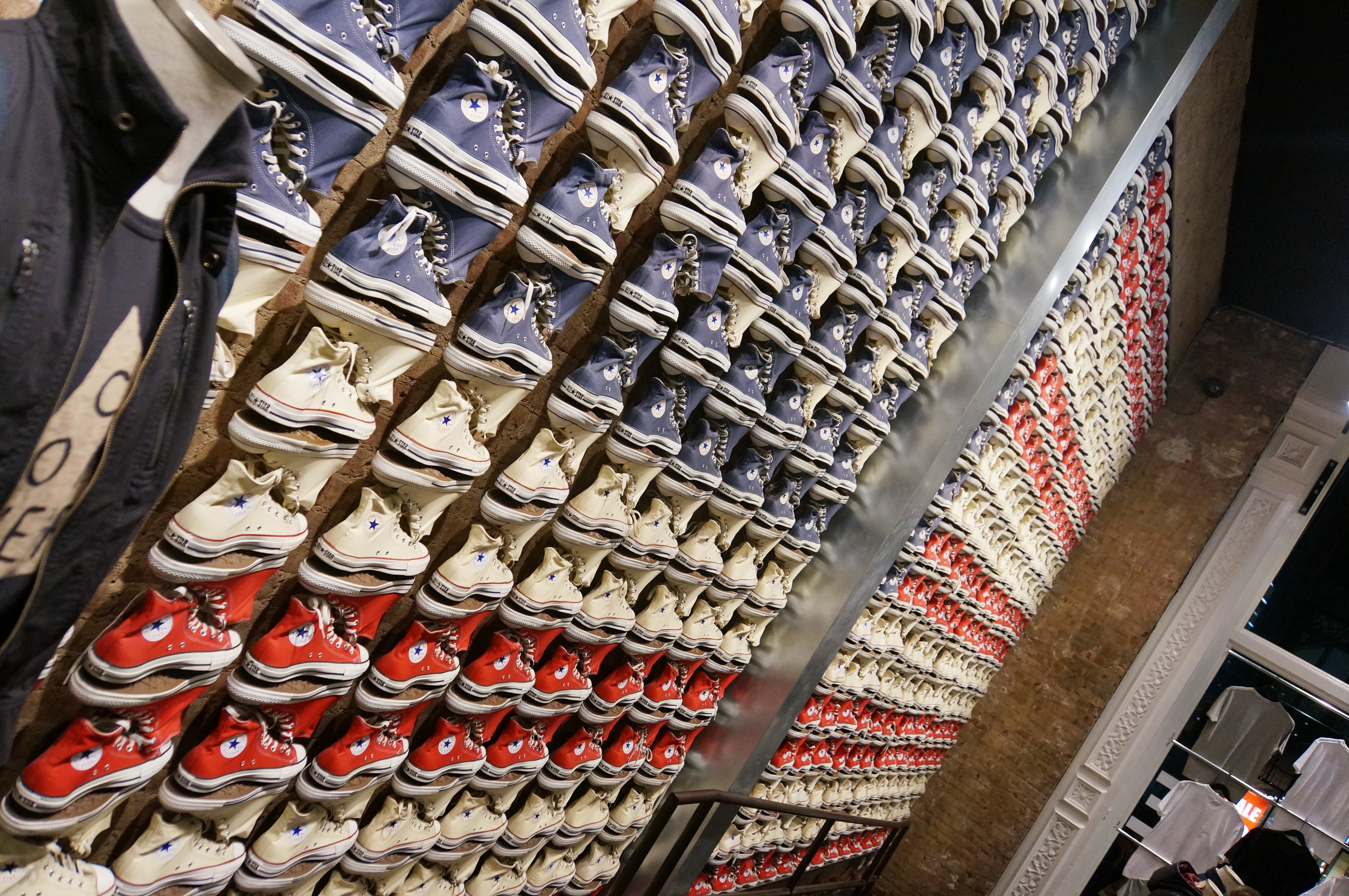 order, shoe, built structure, sports shoes, linen shoes, pattern, choice, large group of objects, repetition, variation, youth, sneakers, mountain pine, HD Wallpaper
