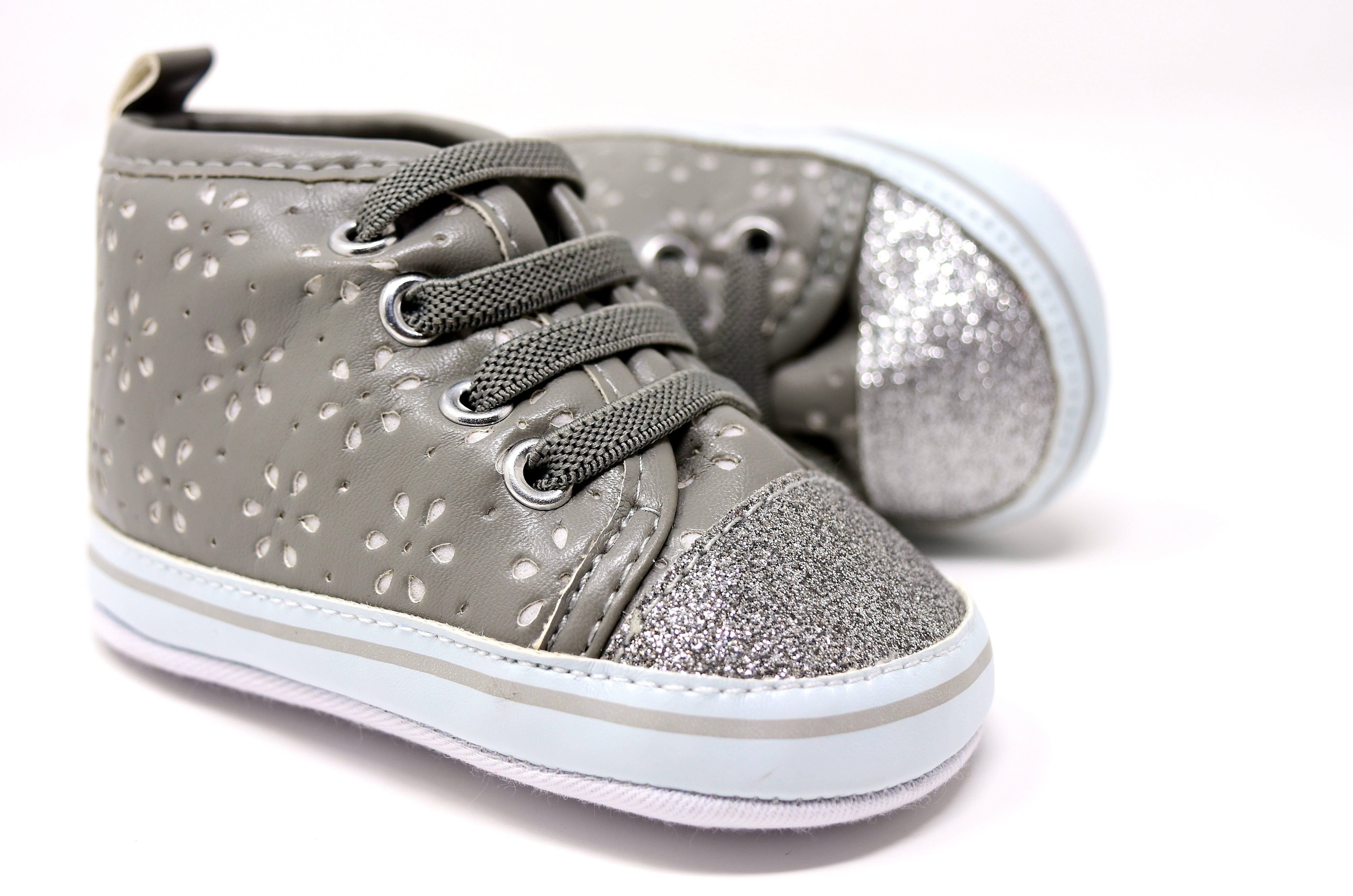 childhood, pattern, 5K, baby, canned food, gray, extreme close-up, security, backgrounds, aluminum, toddler, cut out, silver colored, protection, shoes, HD Wallpaper