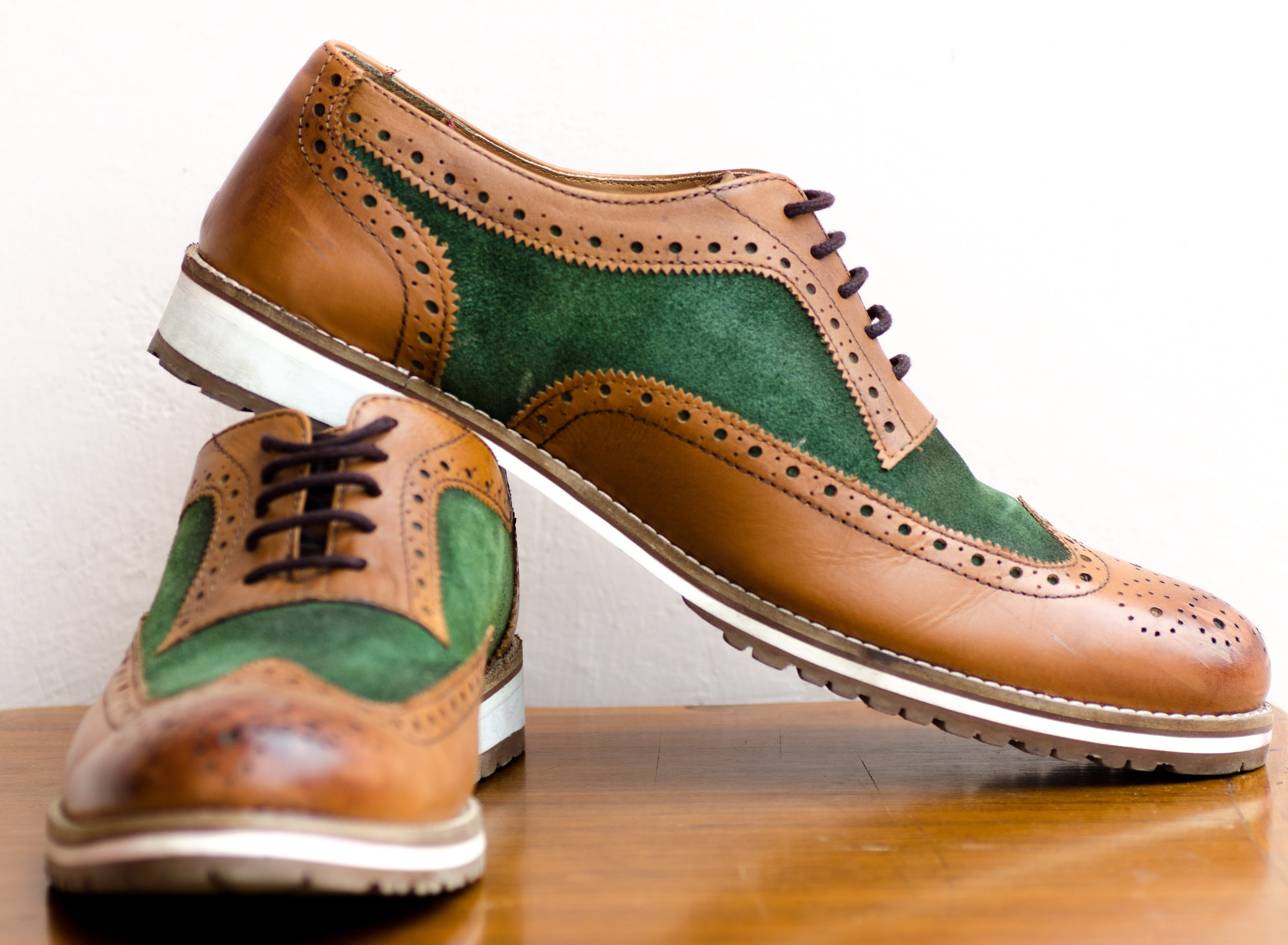 menswear, dress shoe, vintage, shoes, table, hat, close-up, shoe, canvas shoe, green color, clothing, no people, fashion, two objects, leather, elegance, HD Wallpaper