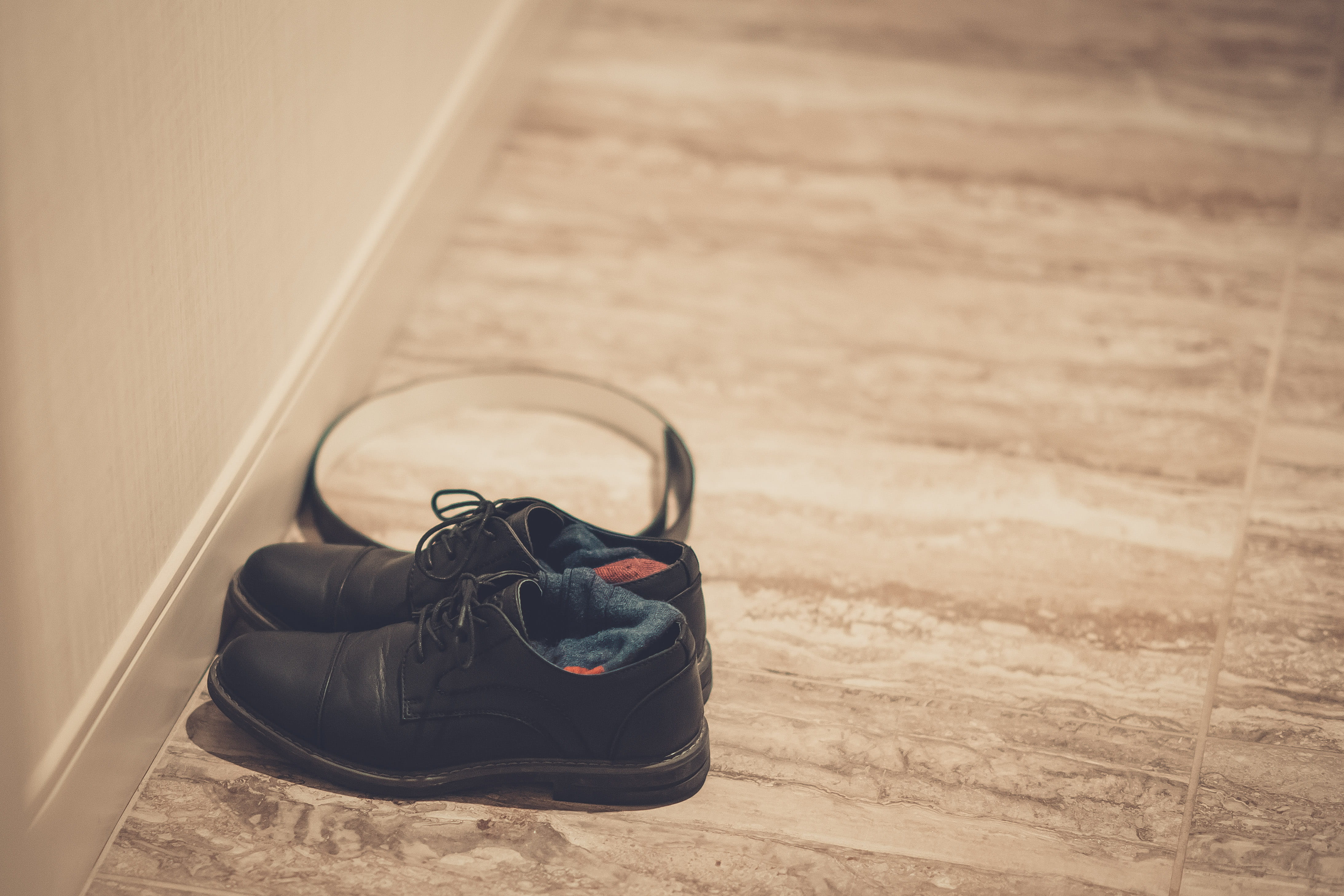 4K, absence, black shoes, focus on foreground, hardwood floor, shoes, personal accessory, flooring, compatibility, no people, still life, floor, wood, HD Wallpaper