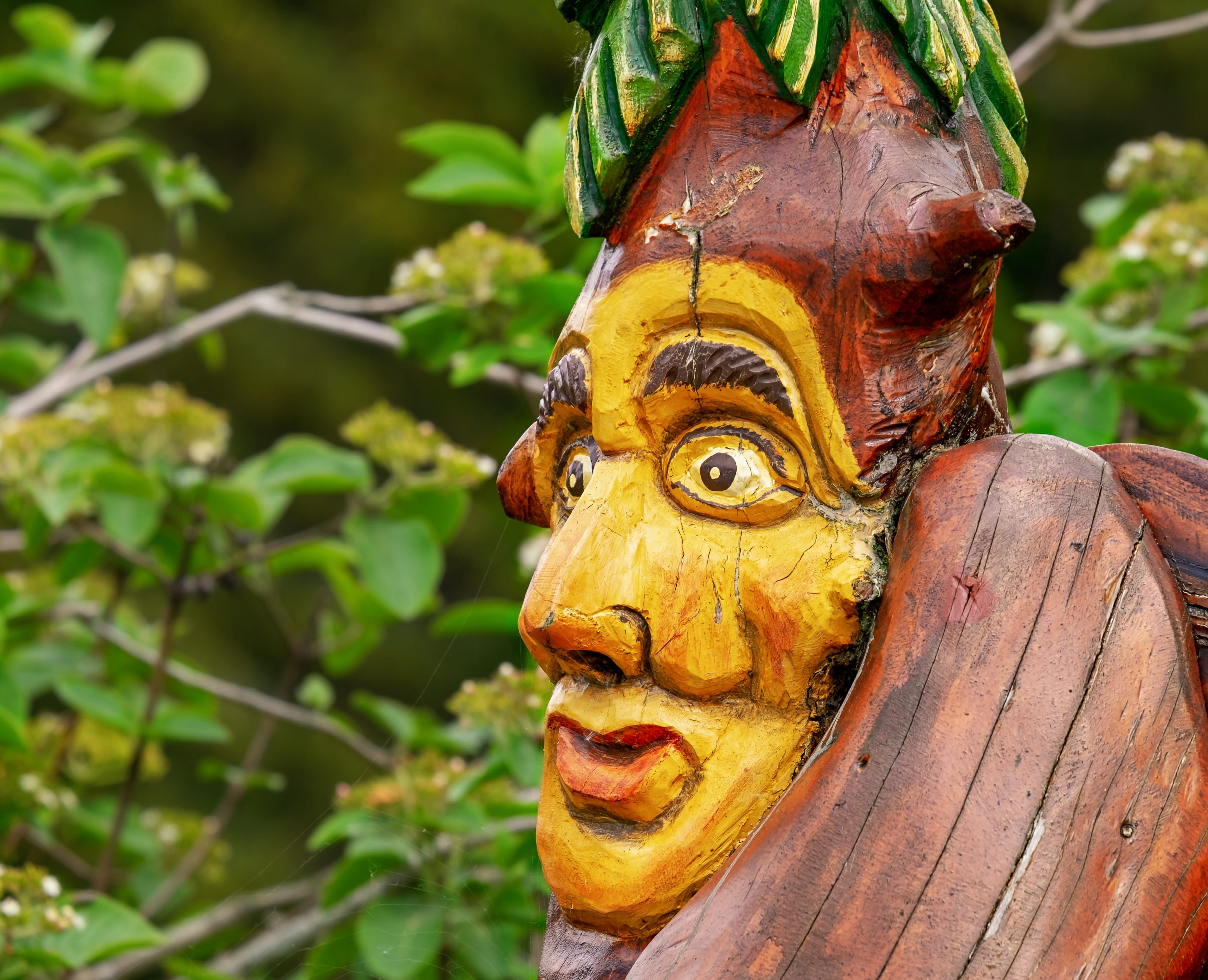 photography, log, creativity, 4K, carving, art and craft, representation, face, focus on foreground, holzfigur, decor, day, human representation, forest spirit, HD Wallpaper